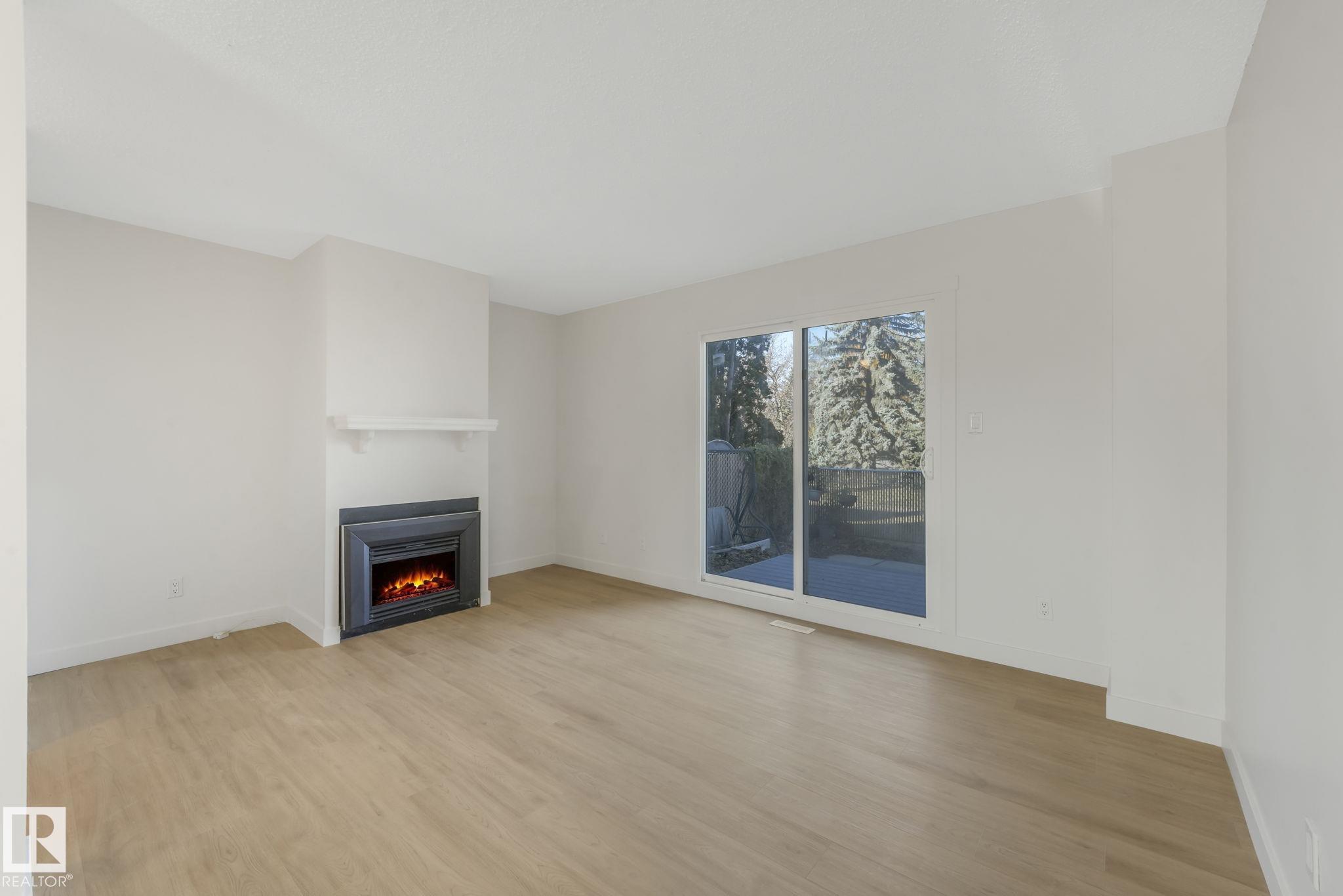 https://zimg.paragon.ice.com/ParagonImages/Property/PM/RAE/225402050/16/0/0/0202a1edd736f22d53bc24ec0feb6c75/1/8a29db90b370544af863eb45272bcb81/225402050-782BFDF9-AE18-4F80-B229-86D64A05961A.JPG