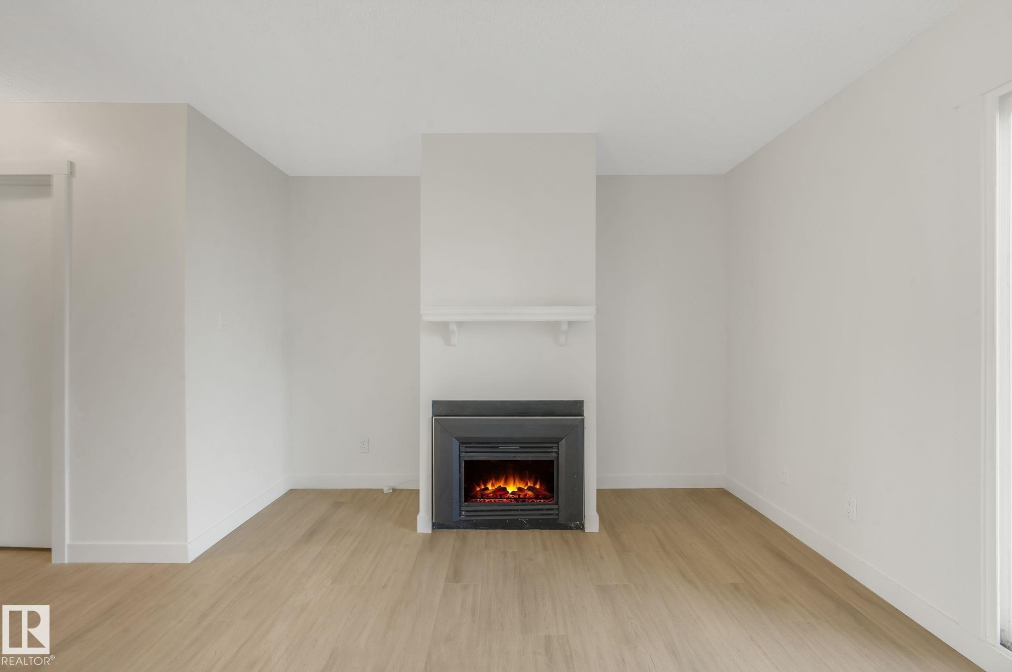 https://zimg.paragon.ice.com/ParagonImages/Property/PM/RAE/225402050/18/0/0/188aa7bdb85d71550eefc0f88255c381/1/8a29db90b370544af863eb45272bcb81/225402050-C01A5B41-317D-4226-BA00-6E6252F5D76C.JPG