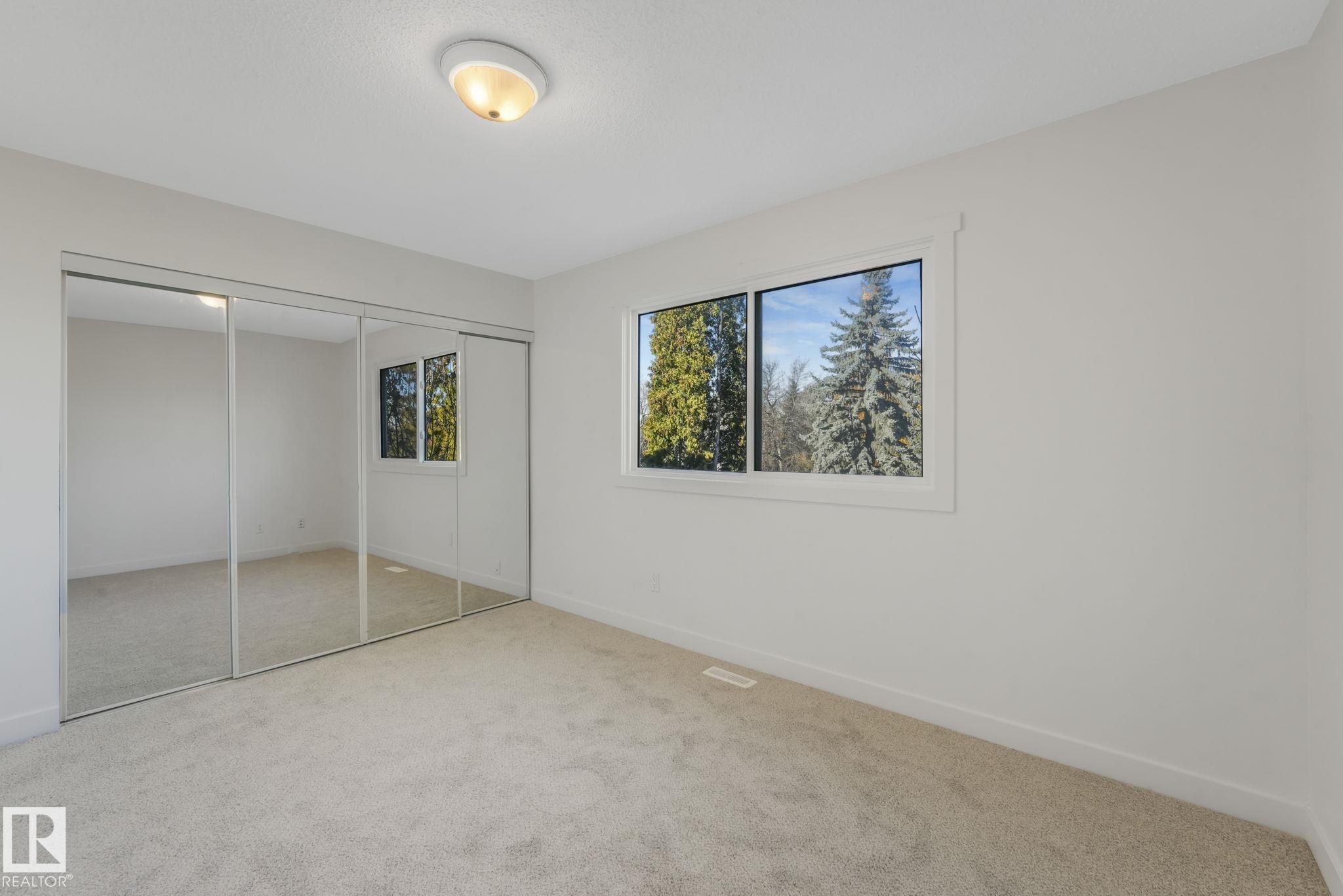 https://zimg.paragon.ice.com/ParagonImages/Property/PM/RAE/225402050/23/0/0/5f44aec3cbd09f58968309c852f7d40c/1/8a29db90b370544af863eb45272bcb81/225402050-BF113B24-9AE5-4158-B5BD-57D6D794D801.JPG
