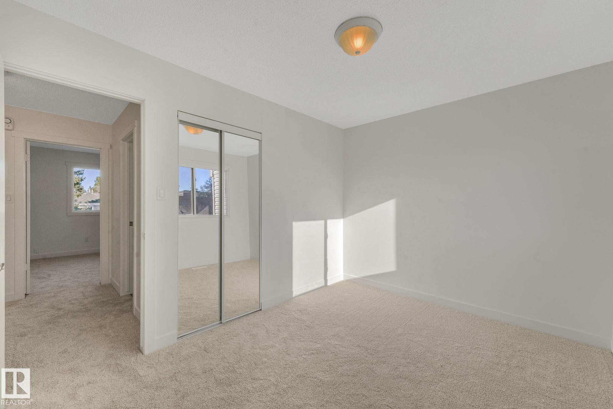 https://zimg.paragon.ice.com/ParagonImages/Property/PM/RAE/225402050/30/0/0/85a75dc9520795401cceea8d849f8db2/1/8a29db90b370544af863eb45272bcb81/225402050-4302AA49-534F-4A6A-9B5B-4C72A0C386C7.JPG