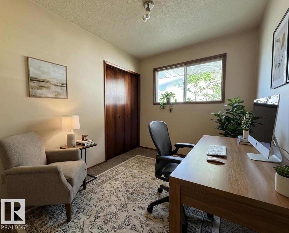 Photo 11 at 5707 90 Avenue NW, Kenilworth, Edmonton