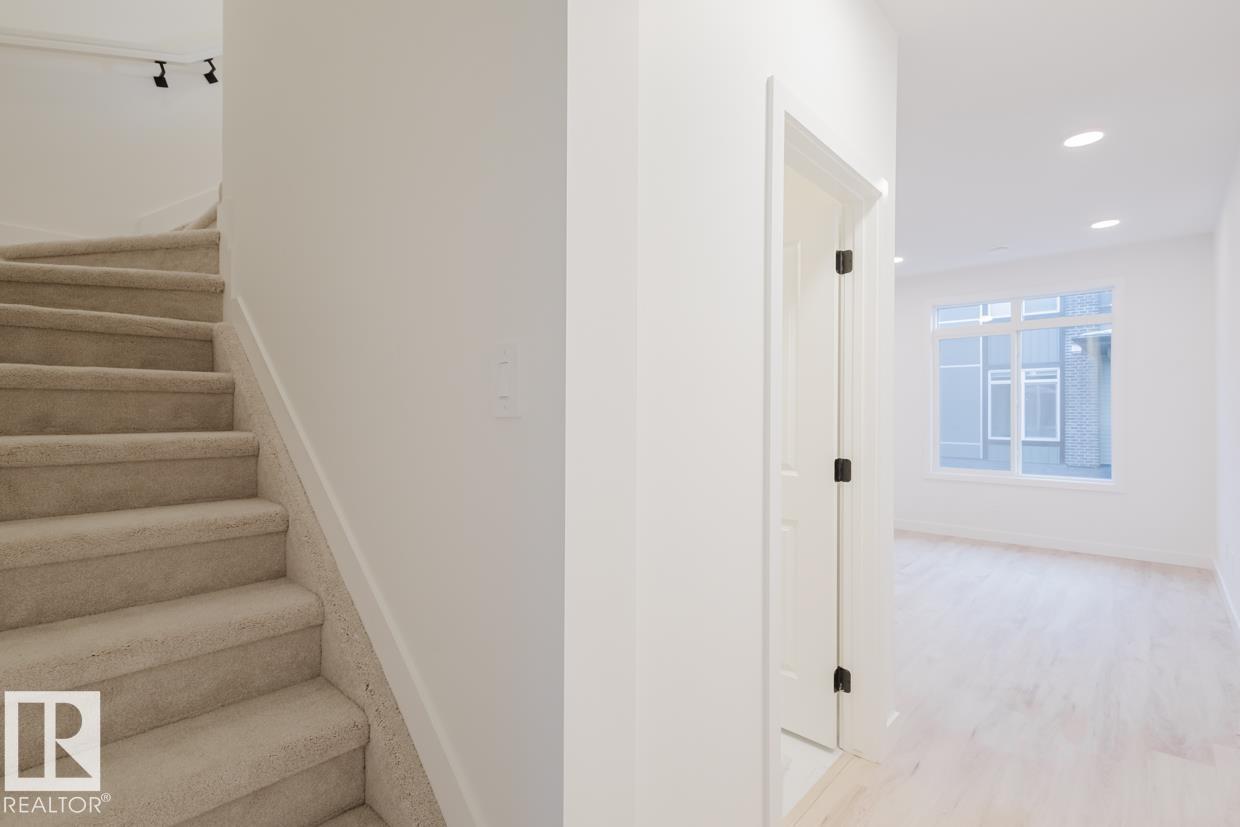 3 - 16231 19 Avenue SW, Glenridding Ravine, Edmonton