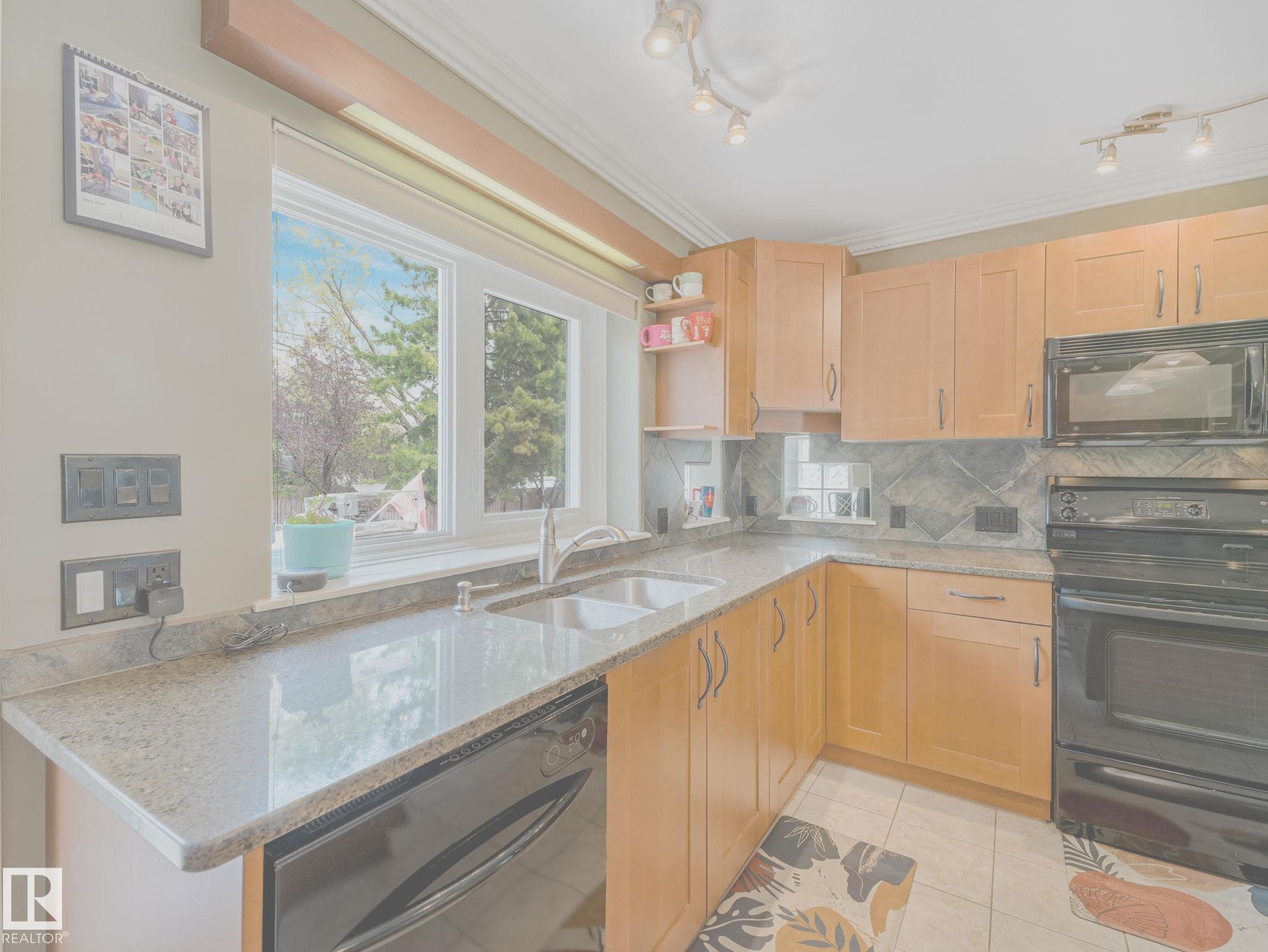https://zimg.paragon.ice.com/ParagonImages/Property/PM/RAE/225402060/20/0/0/ae9f3c2f02b76908d1a8dbf192ab9ff7/1/ba011162edb8afe518ddc818698f1476/225402060-b1349449-e1db-4f9e-94d1-f85758c78b7e.JPG