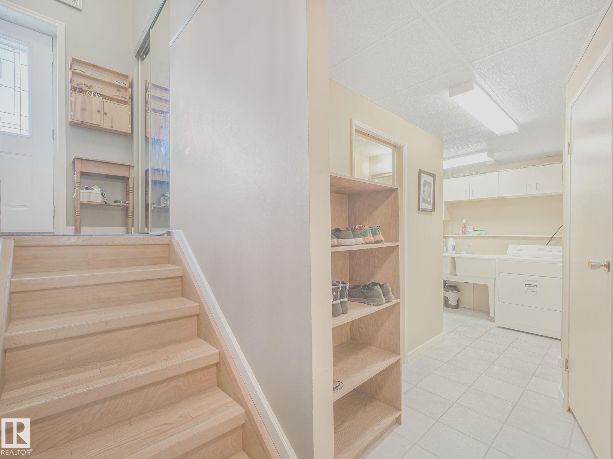 https://zimg.paragon.ice.com/ParagonImages/Property/PM/RAE/225402060/36/0/0/300d5c854fd55c58dc3c2c55f0cd96cc/1/ba011162edb8afe518ddc818698f1476/225402060-2dc55985-22ce-4a4d-8bad-e5910244a827.JPG