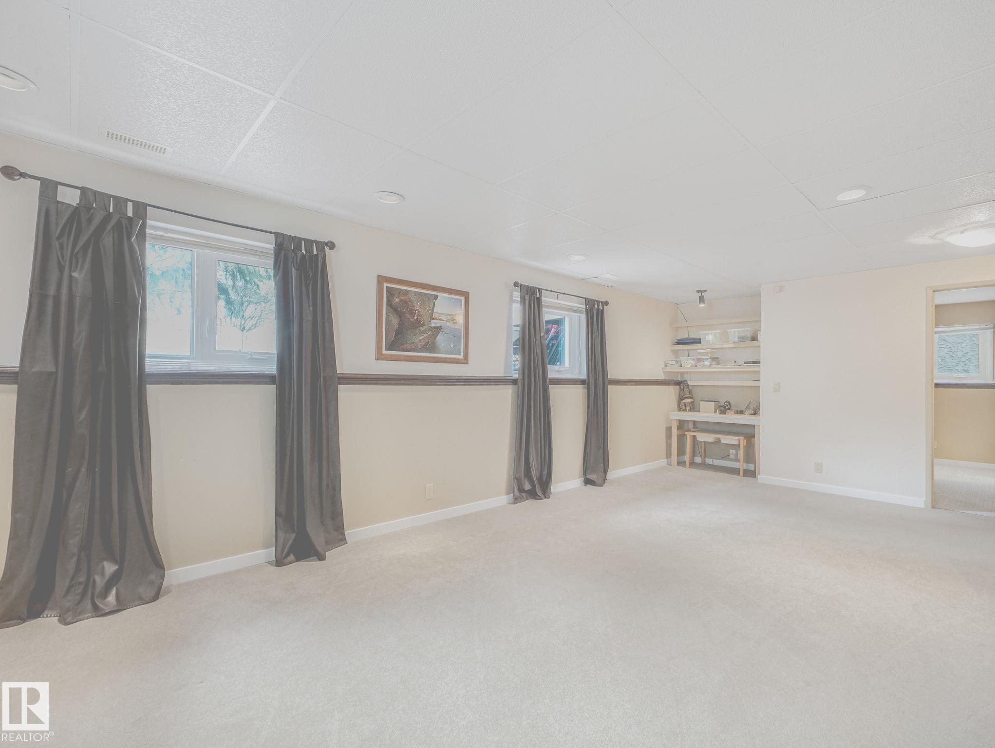 https://zimg.paragon.ice.com/ParagonImages/Property/PM/RAE/225402060/47/0/0/27765ee466d64894fc855545adbed2df/1/ba011162edb8afe518ddc818698f1476/225402060-c2b71683-d3c8-4fa3-a655-858a68d43c83.JPG