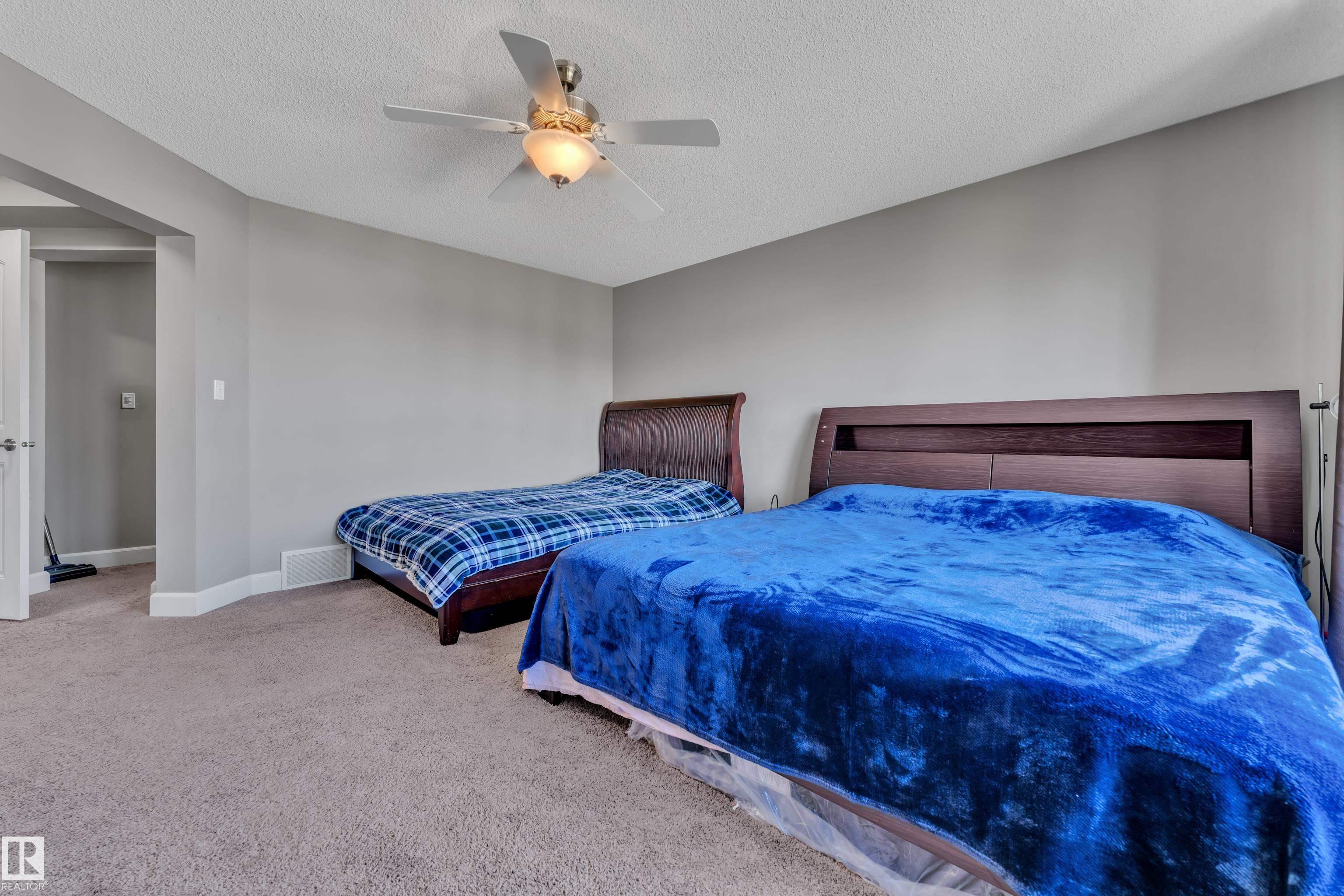 https://zimg.paragon.ice.com/ParagonImages/Property/PM/RAE/225402064/29/0/0/86579a2513c4063fd4889c09d7782180/1/f8f93cbdfc0e15e7a2da5efc3e896d4b/225402064-edc73eb0-c732-4462-b324-067210b7c8f8.JPG