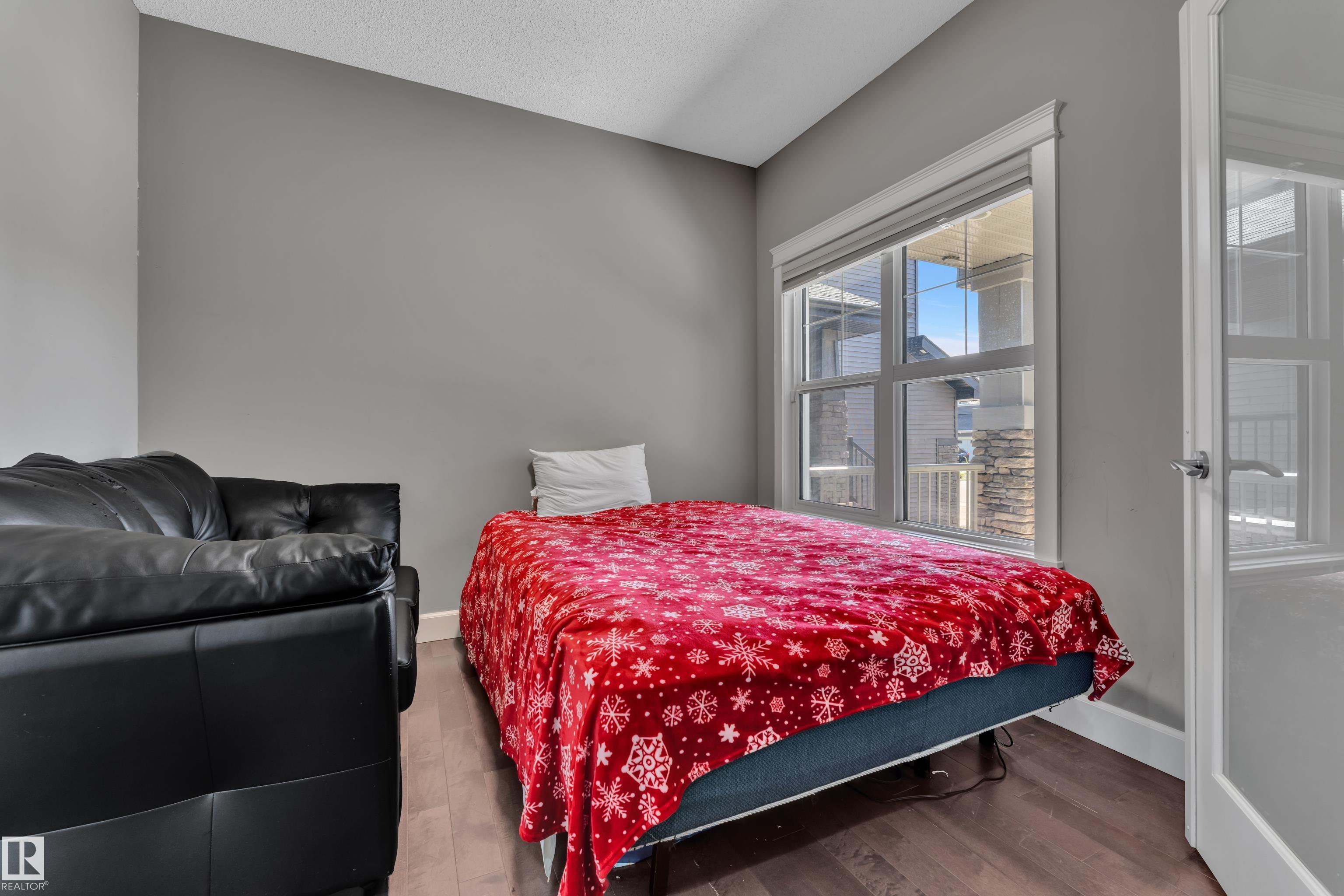 https://zimg.paragon.ice.com/ParagonImages/Property/PM/RAE/225402064/9/0/0/7a339971f811ee54c97562bce9f9a6c6/1/f8f93cbdfc0e15e7a2da5efc3e896d4b/225402064-19b9a21b-f1ea-42c2-8d20-8d0bc463992b.JPG