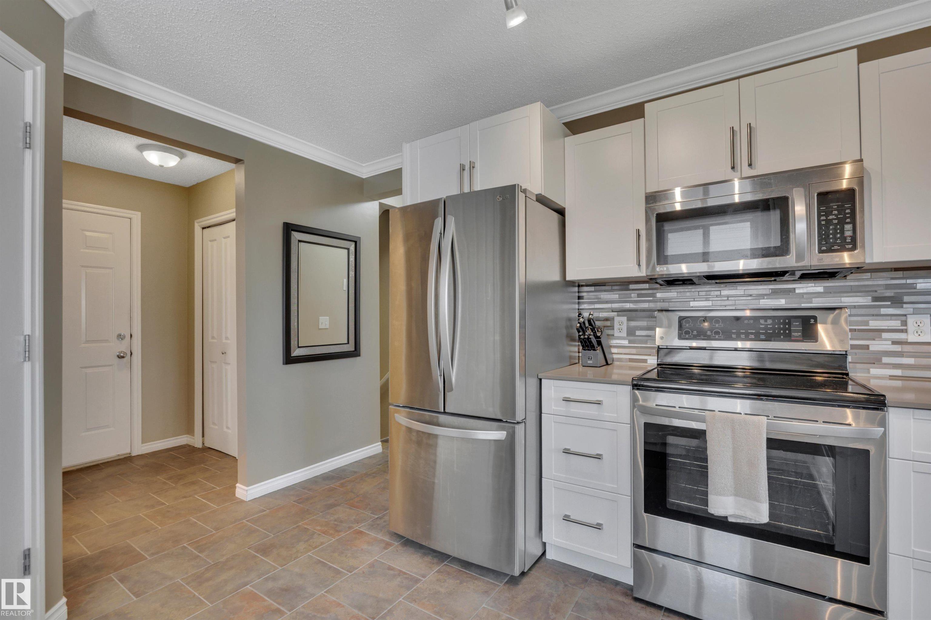 Photo 18 at 14 Newport Crescent, North Ridge, St. Albert