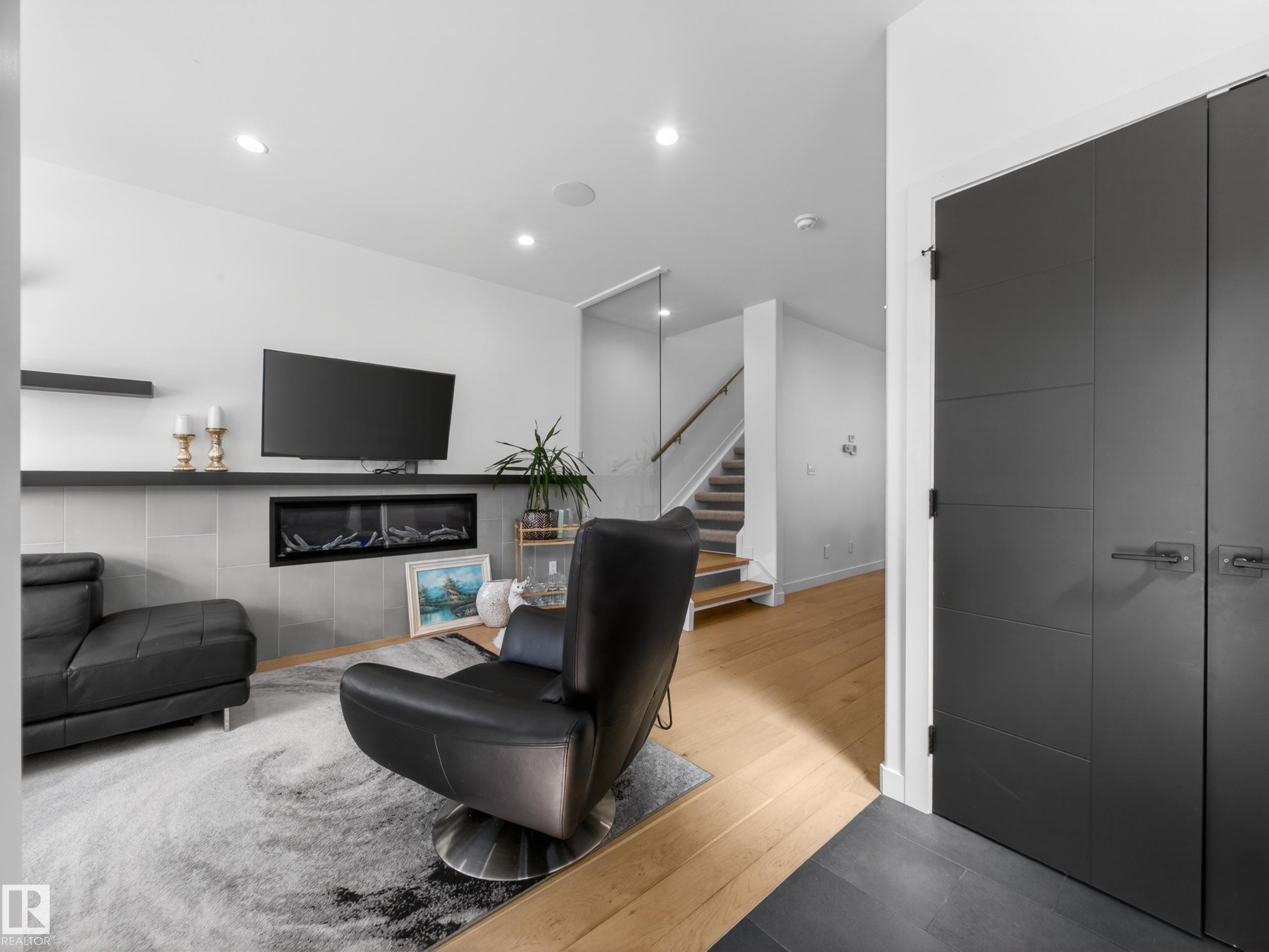 10449 143 Street NW, Grovenor, Edmonton