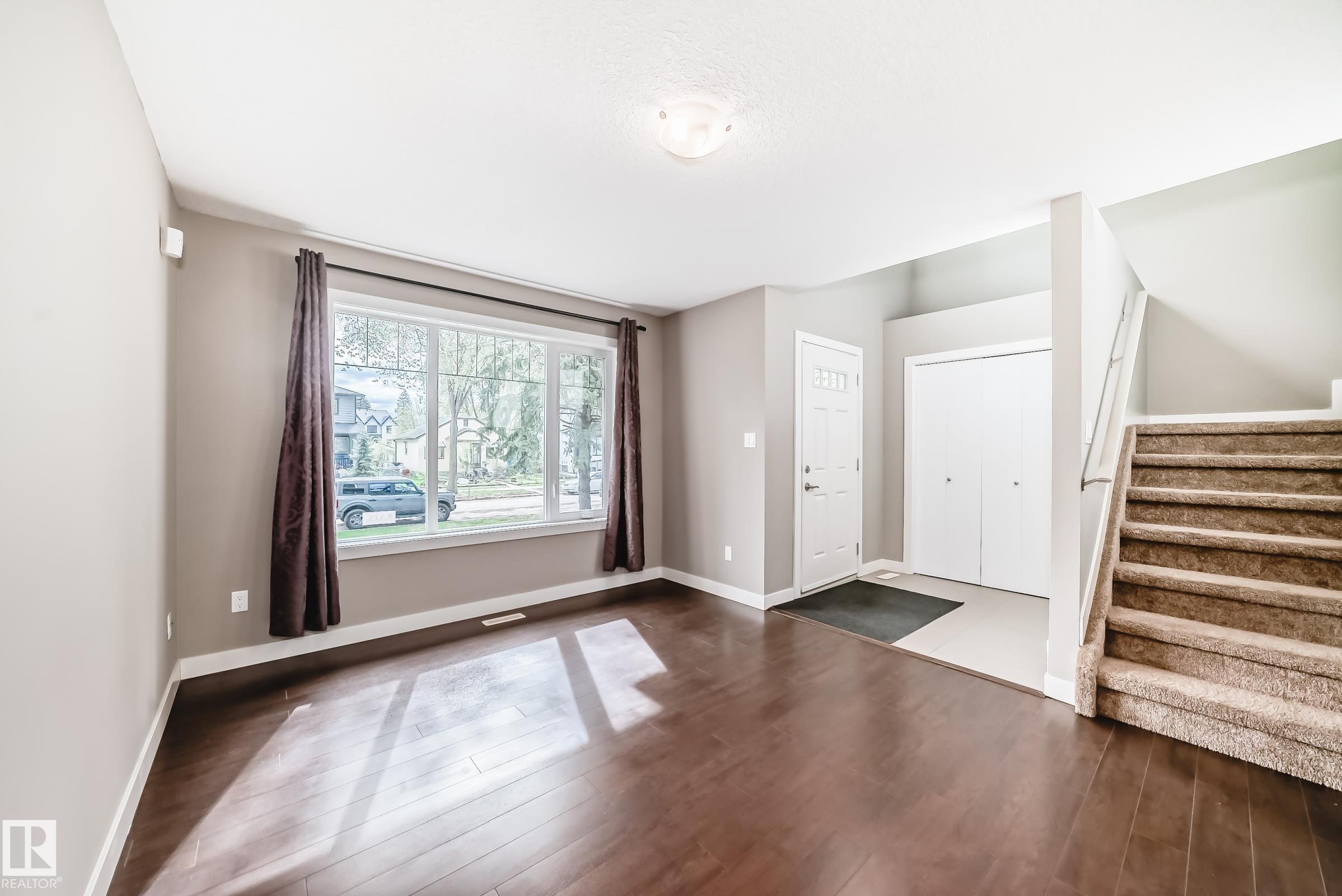 https://zimg.paragon.ice.com/ParagonImages/Property/PM/RAE/225402072/13/0/0/1586224159721d9cd9a894b779230885/1/4798866b6e65c75306c5deaf10b707e1/225402072-94968c66-c35f-4792-86a6-5d8592359948.JPG
