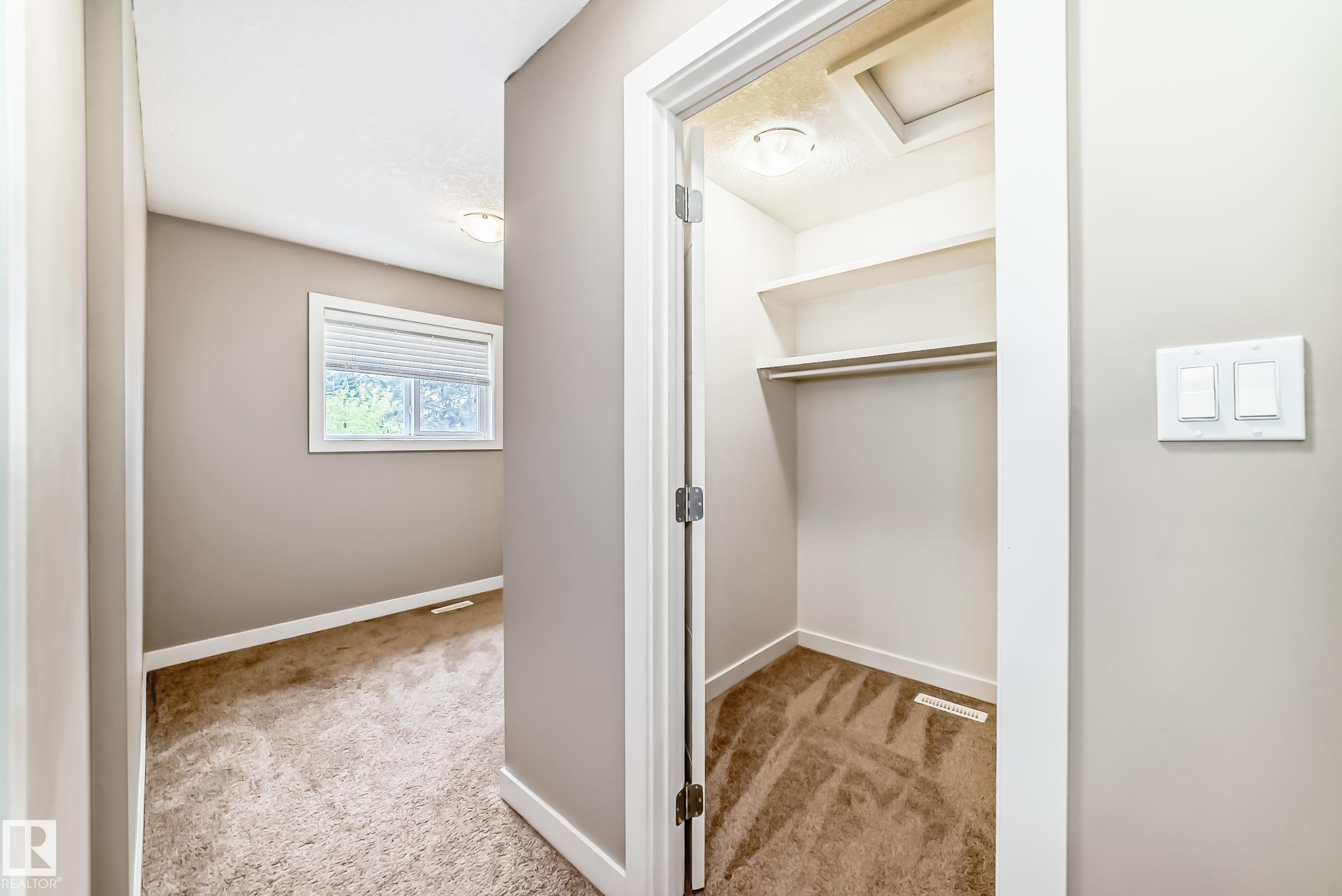 https://zimg.paragon.ice.com/ParagonImages/Property/PM/RAE/225402072/27/0/0/863f11cb114bb562046b1deed5982b47/1/4798866b6e65c75306c5deaf10b707e1/225402072-e5b6397f-0179-4f8f-b1ba-fb7750218210.JPG
