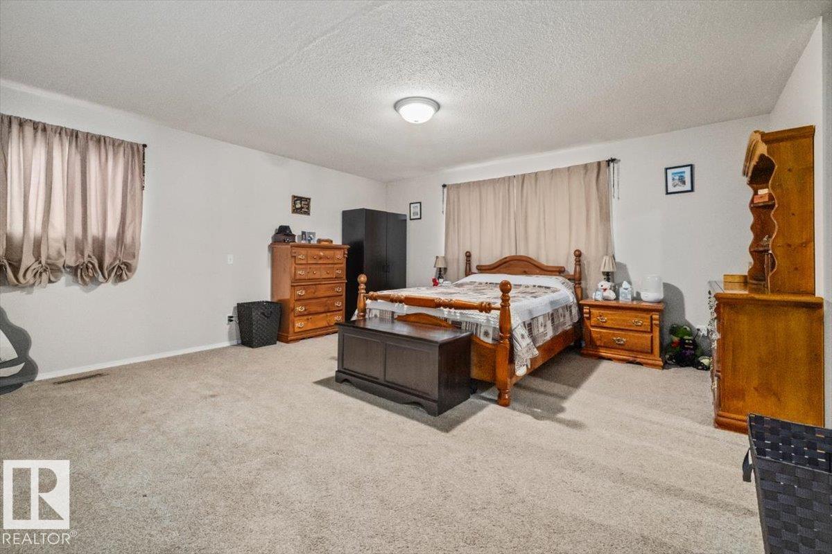 Photo 15 at 4411 209 Street NW, Edgemont, Edmonton