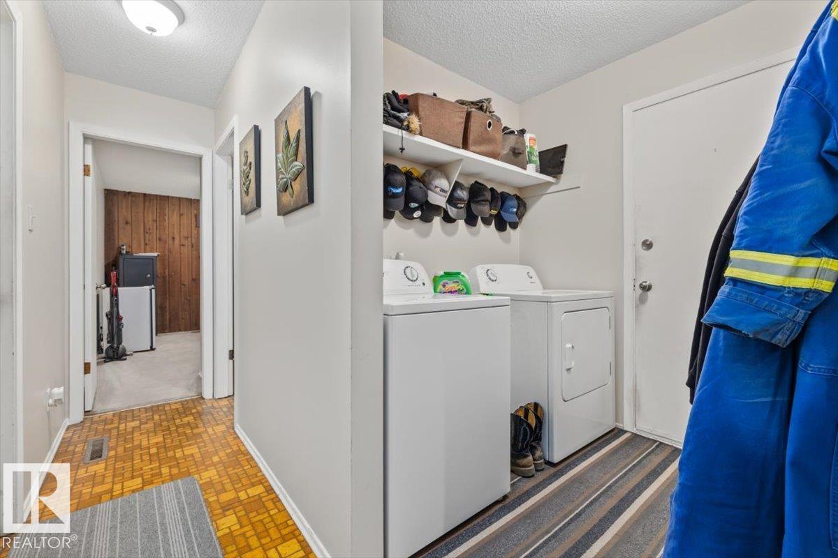 Photo 19 at 4411 209 Street NW, Edgemont, Edmonton