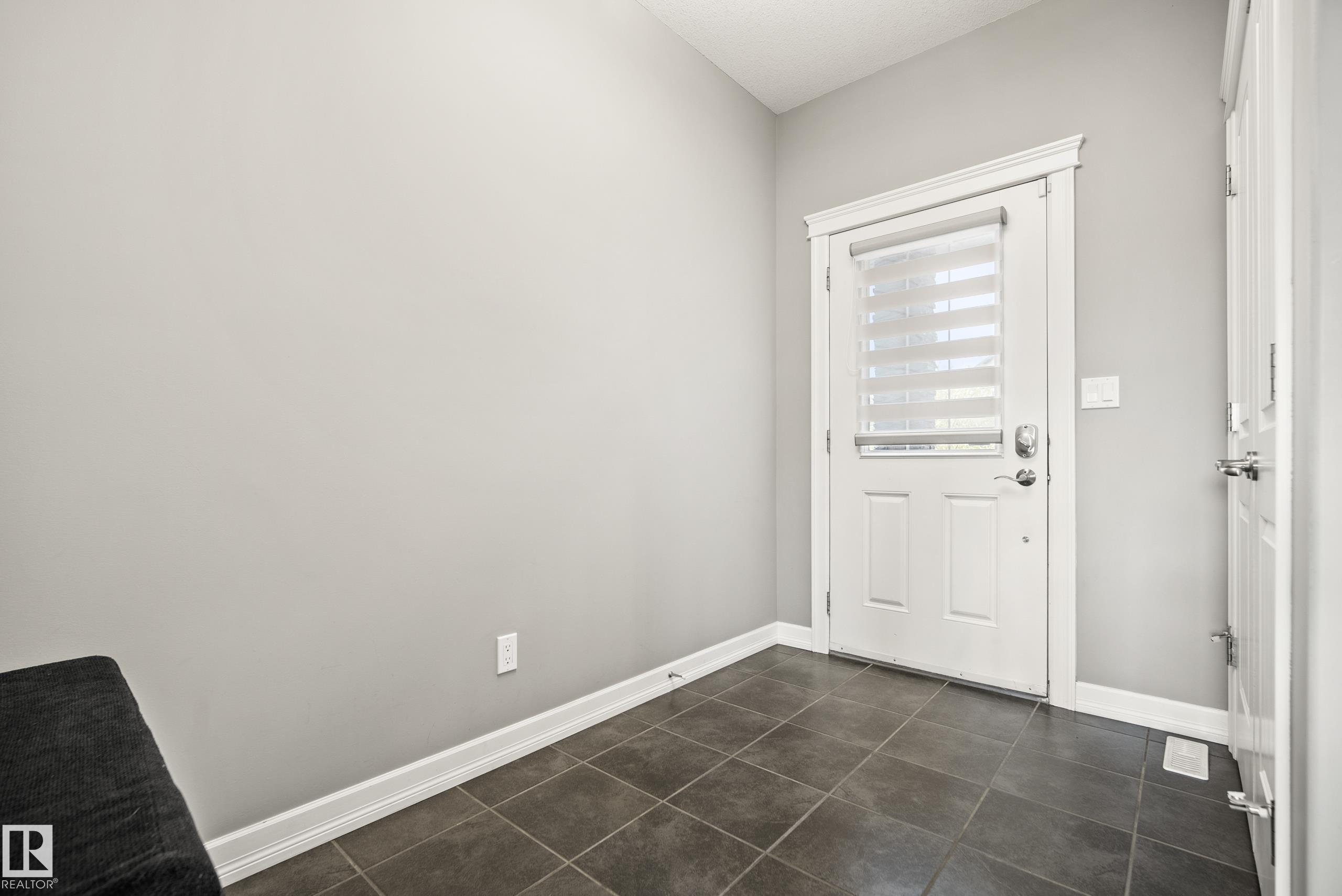 1455 Hays Way NW, The Hamptons, Edmonton