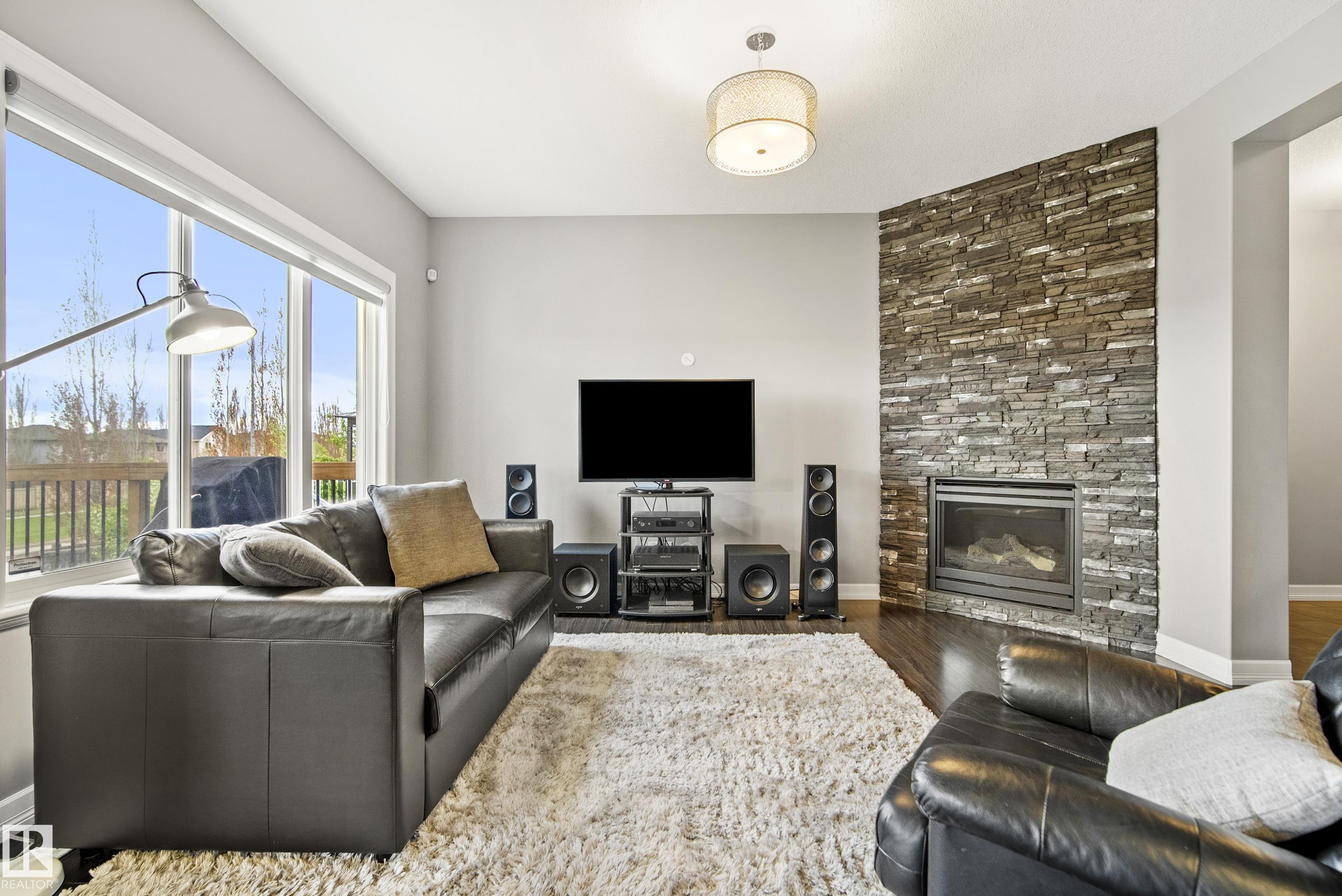 Photo 6 at 1455 Hays Way NW, The Hamptons, Edmonton