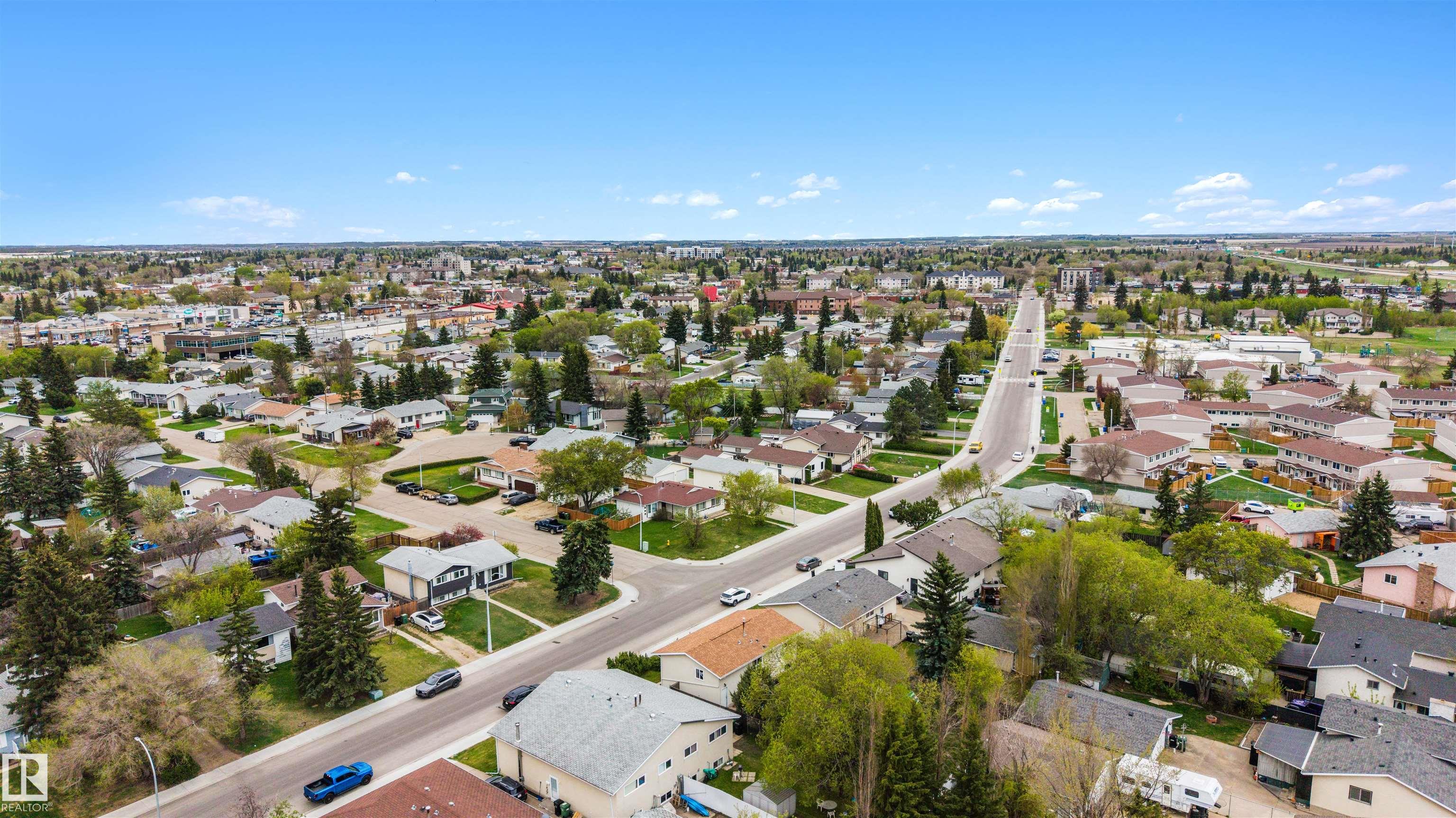Photo 35 at 5502 52 Street, Willow Park, Leduc