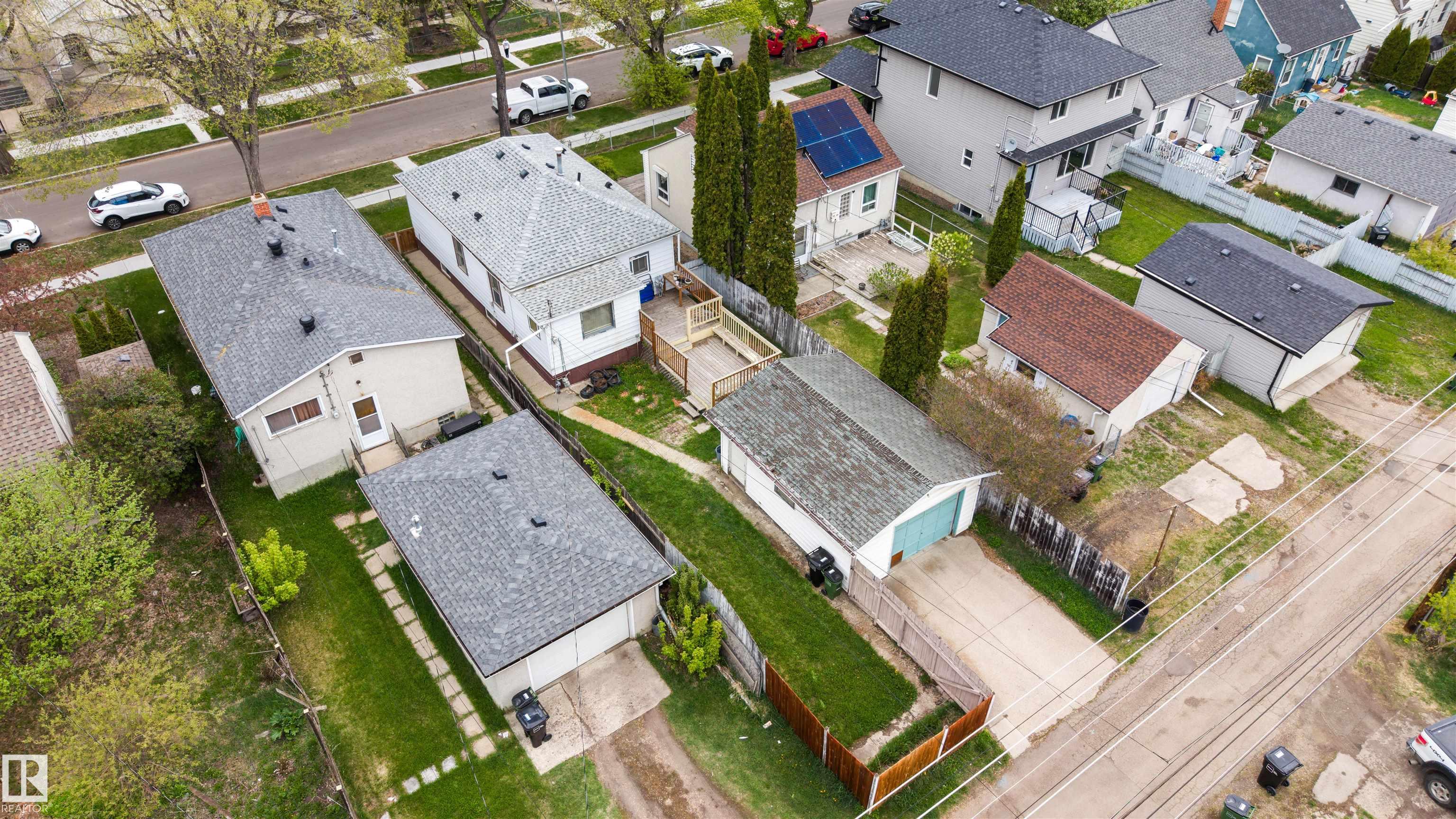 Photo 34 at 11417 91 Street NW, Alberta Avenue, Edmonton