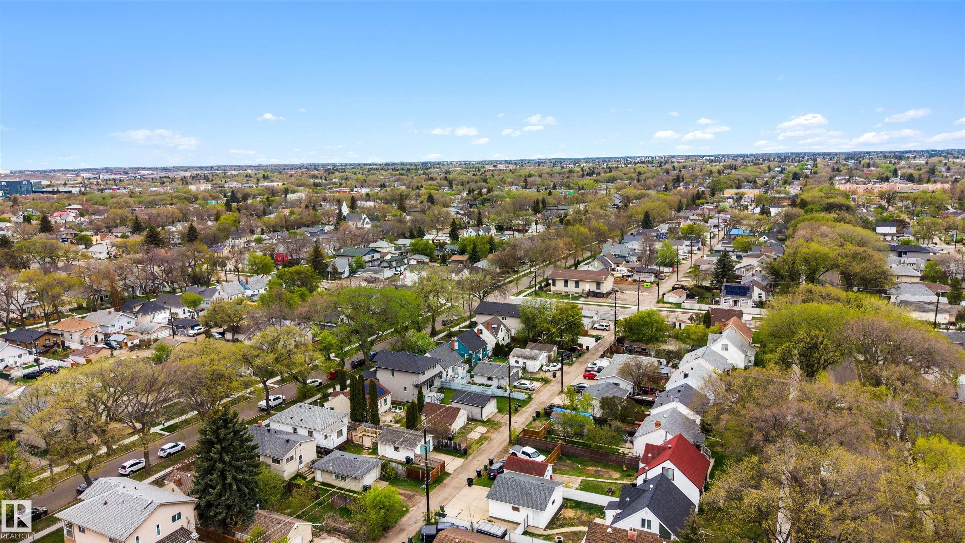 Photo 40 at 11417 91 Street NW, Alberta Avenue, Edmonton