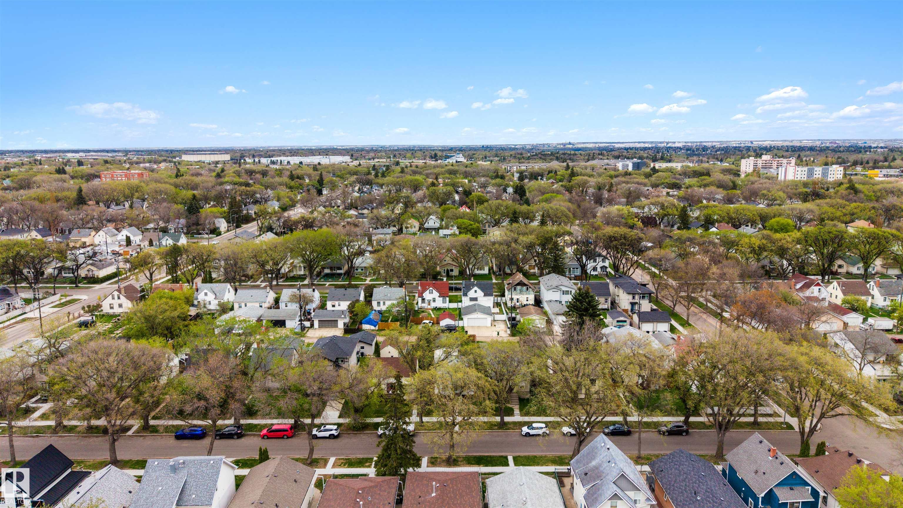 Photo 41 at 11417 91 Street NW, Alberta Avenue, Edmonton