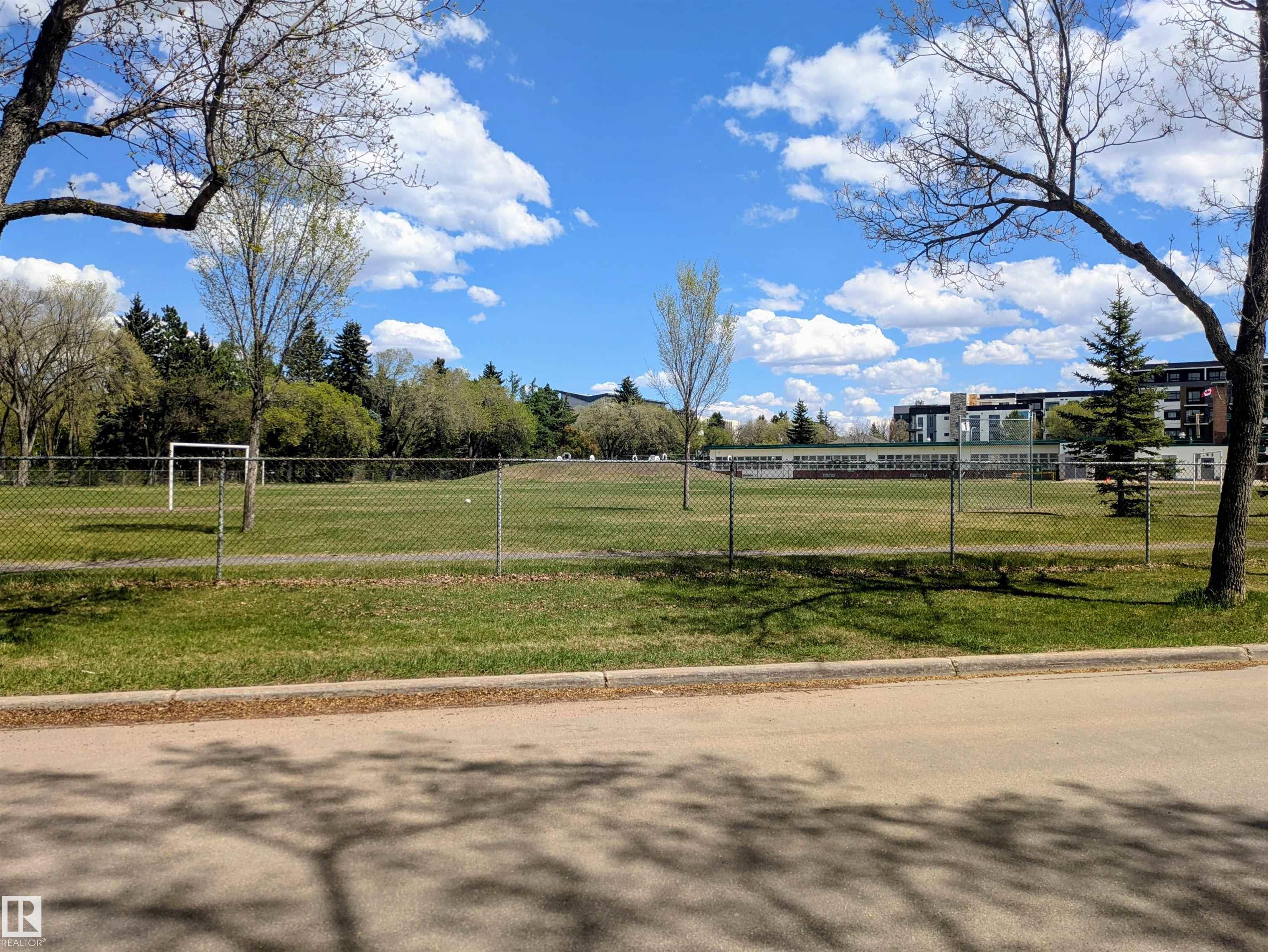 Photo 6 at 8718 119 Street NW, Windsor Park, Edmonton