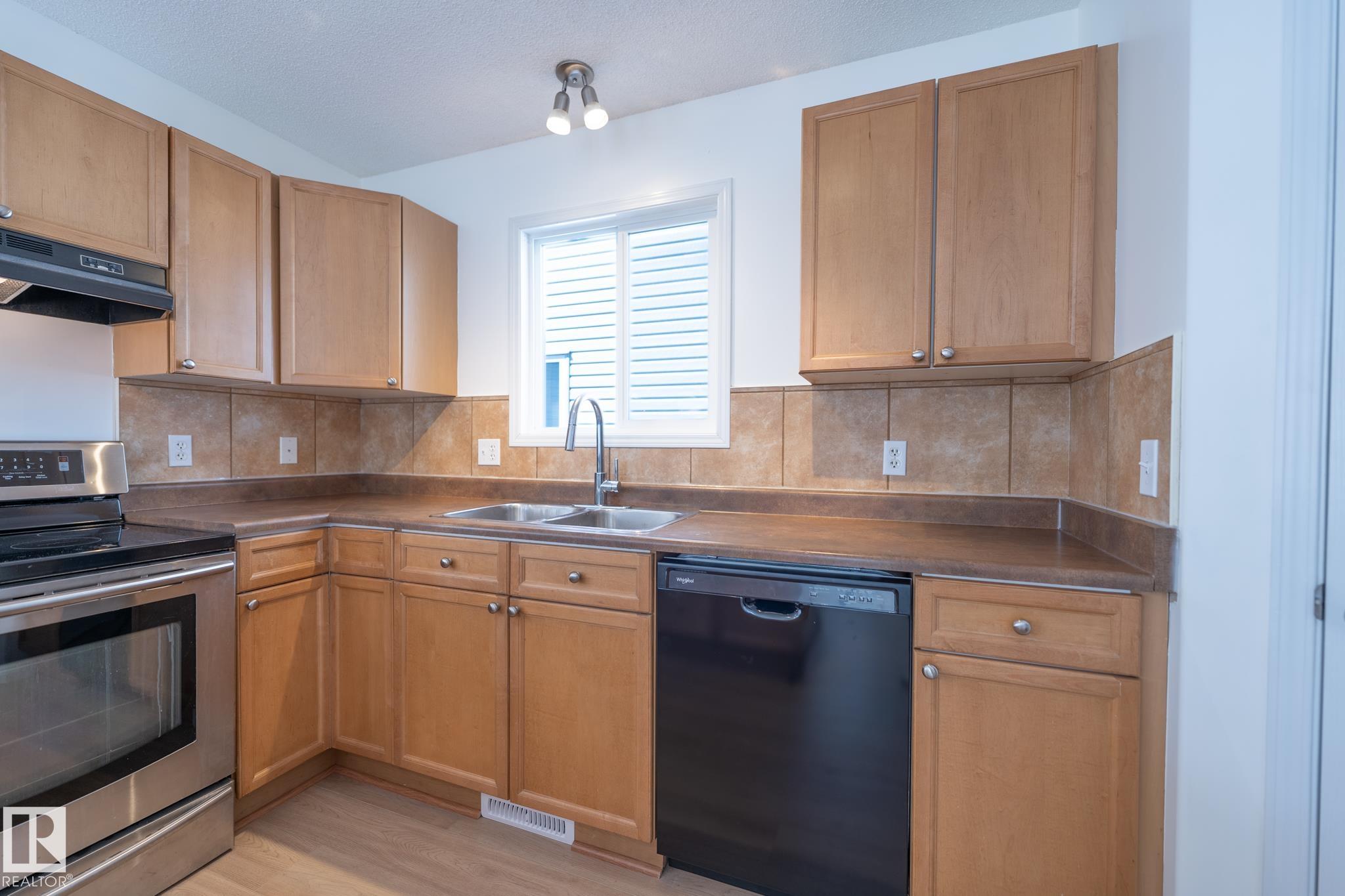 Photo 17 at 20339 58 Avenue NW, The Hamptons, Edmonton