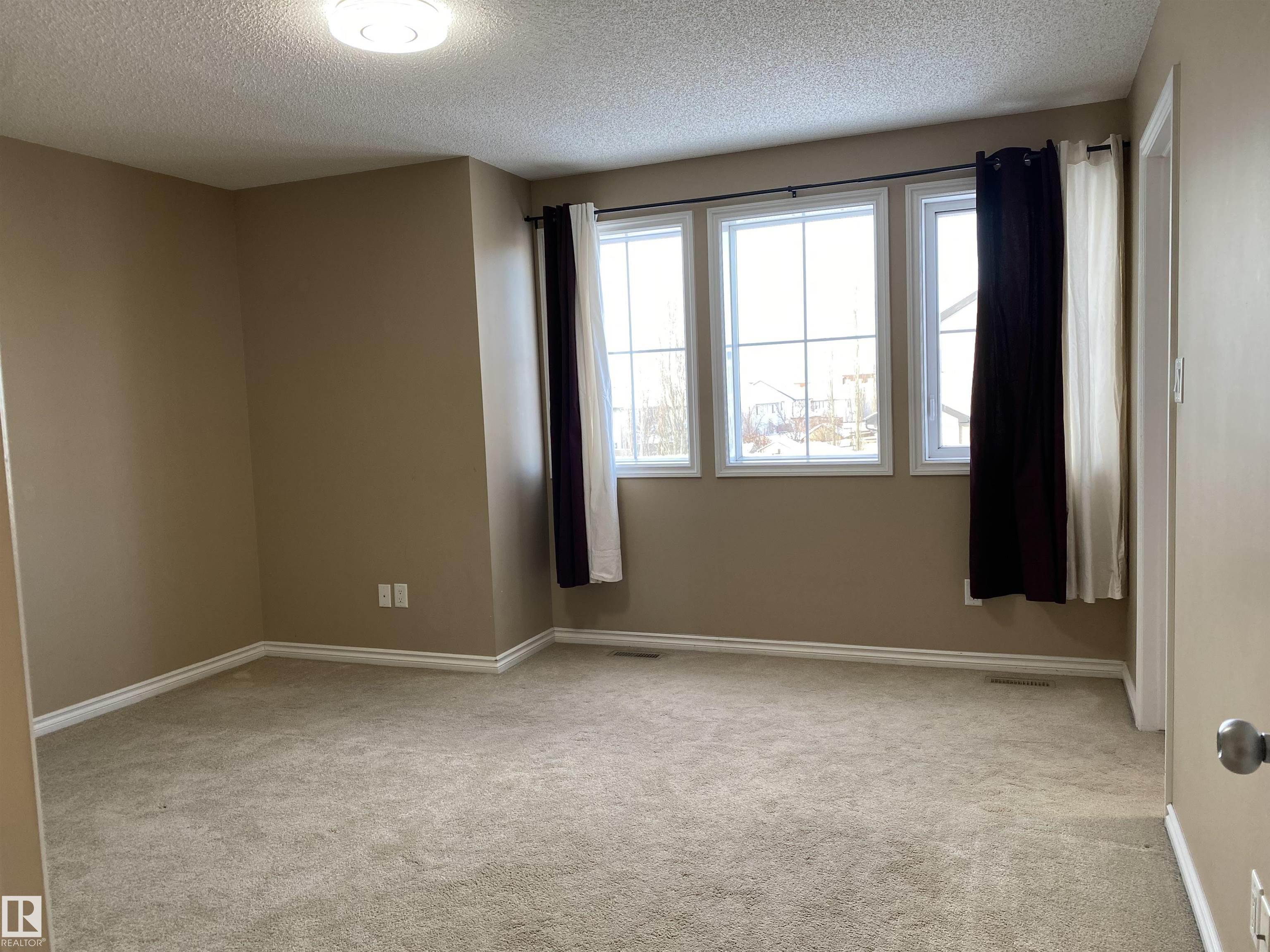 Photo 17 at 6411 18 Avenue SW, Walker, Edmonton