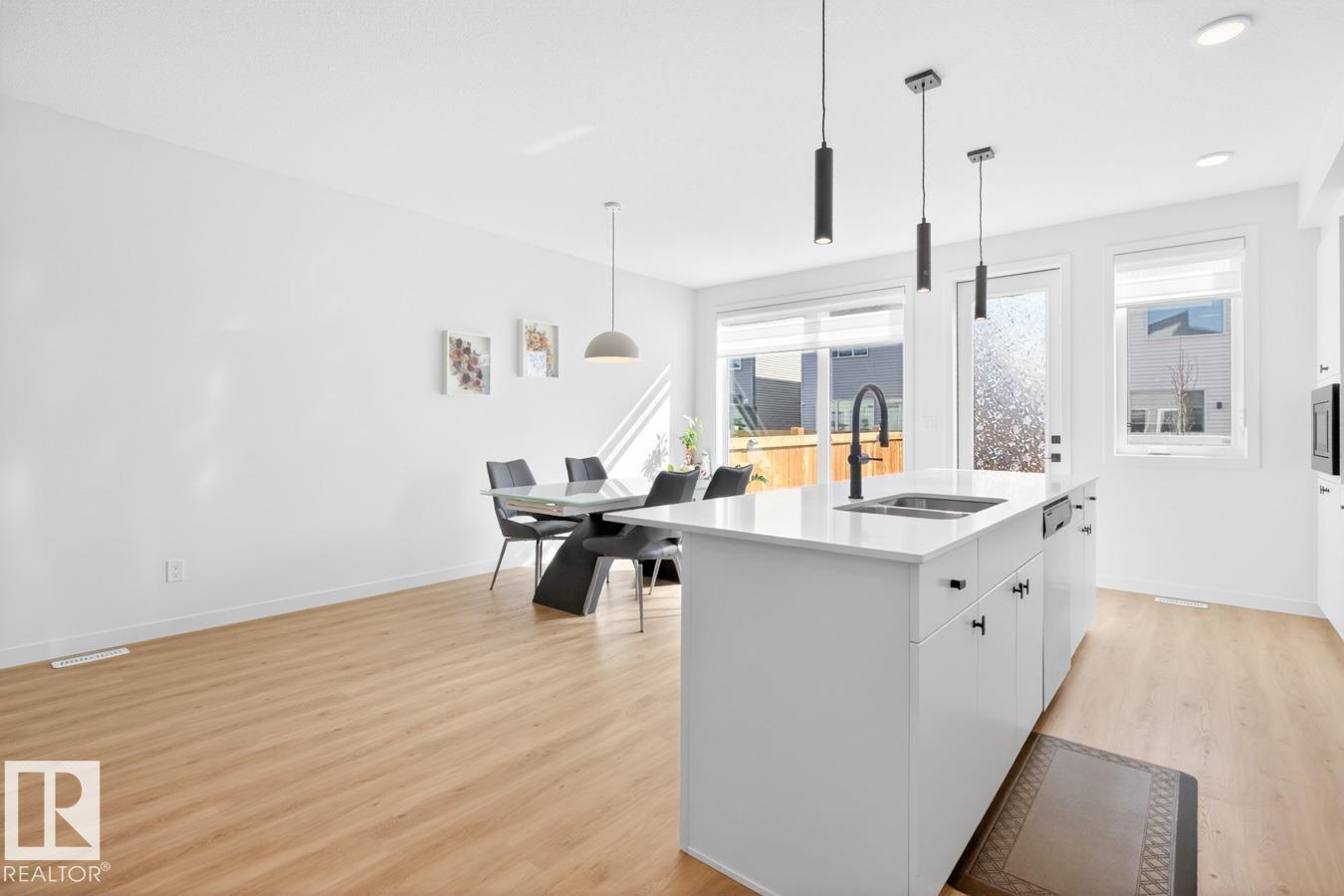 Photo 10 at 17347 100 Street NW, Elsinore, Edmonton