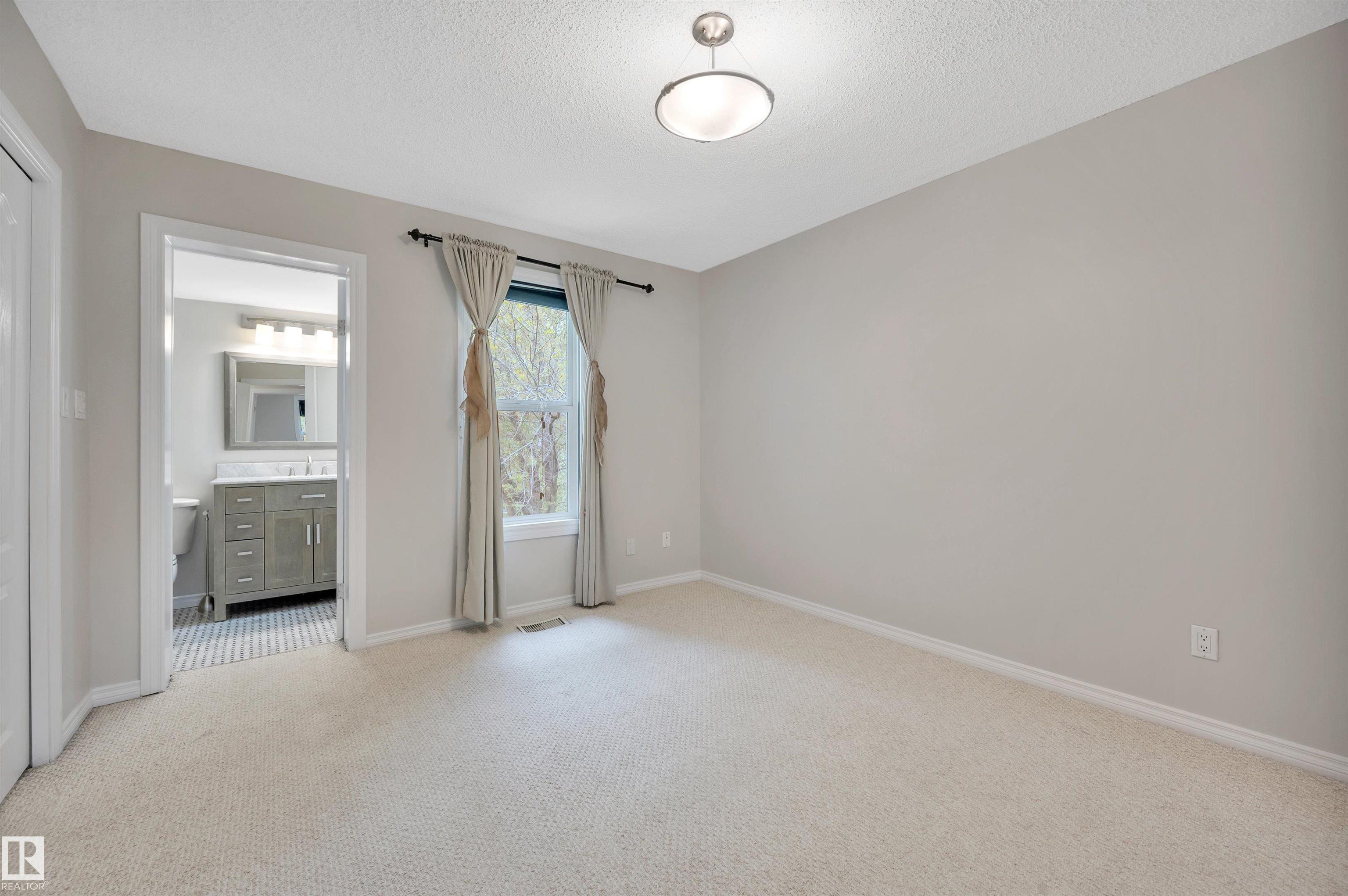 Photo 21 at 11028 84 Avenue NW, Garneau, Edmonton