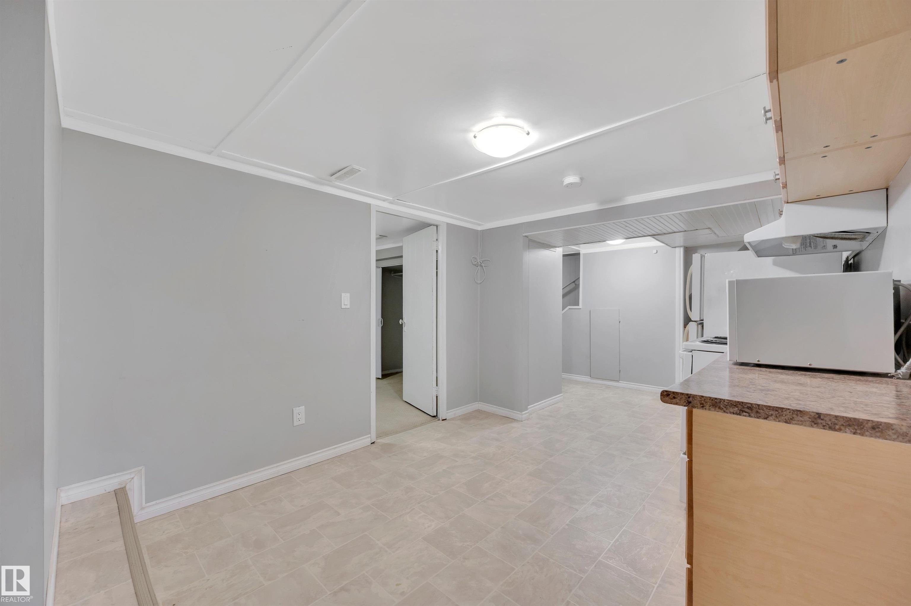 Photo 35 at 11028 84 Avenue NW, Garneau, Edmonton