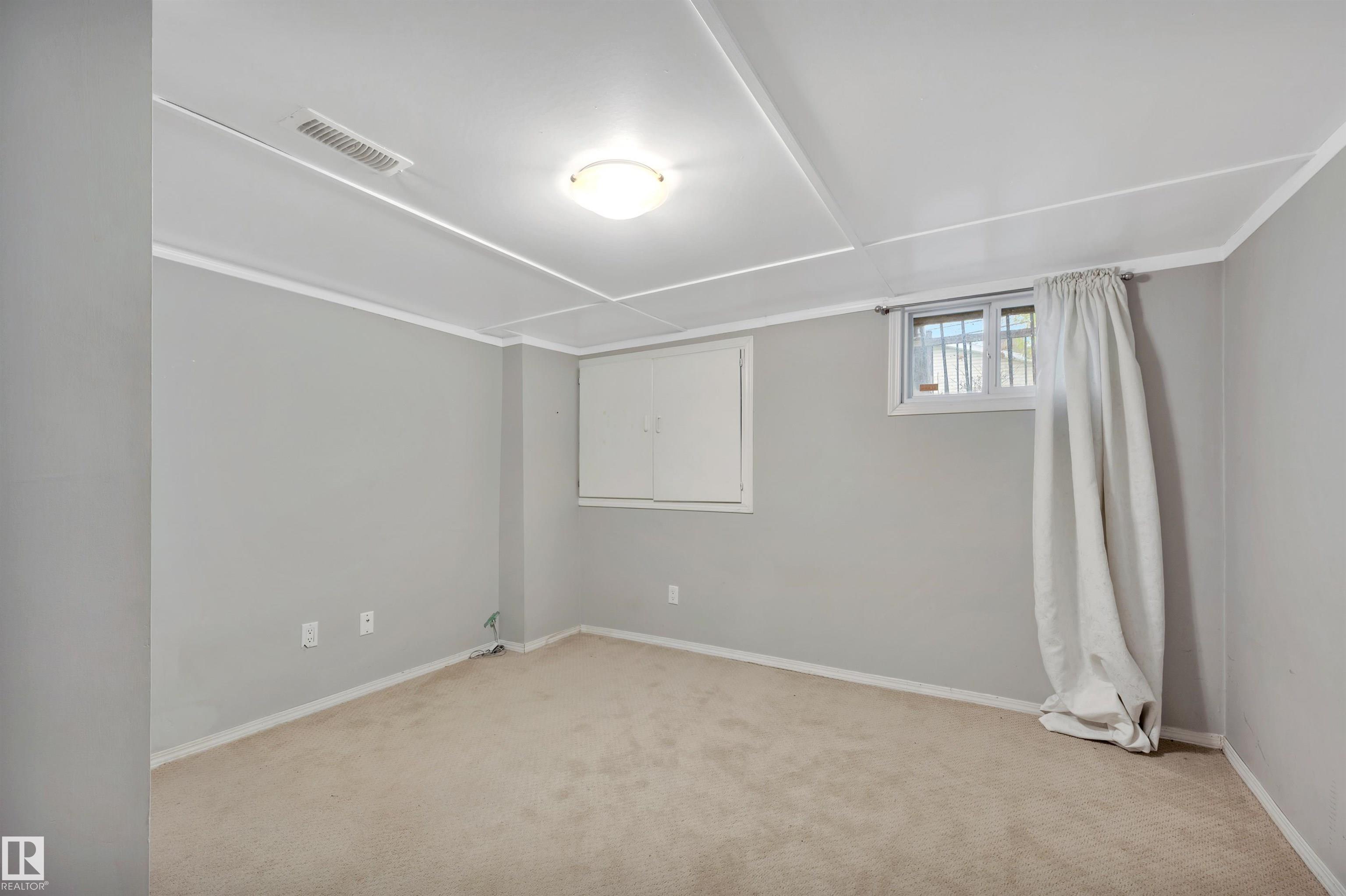 Photo 36 at 11028 84 Avenue NW, Garneau, Edmonton