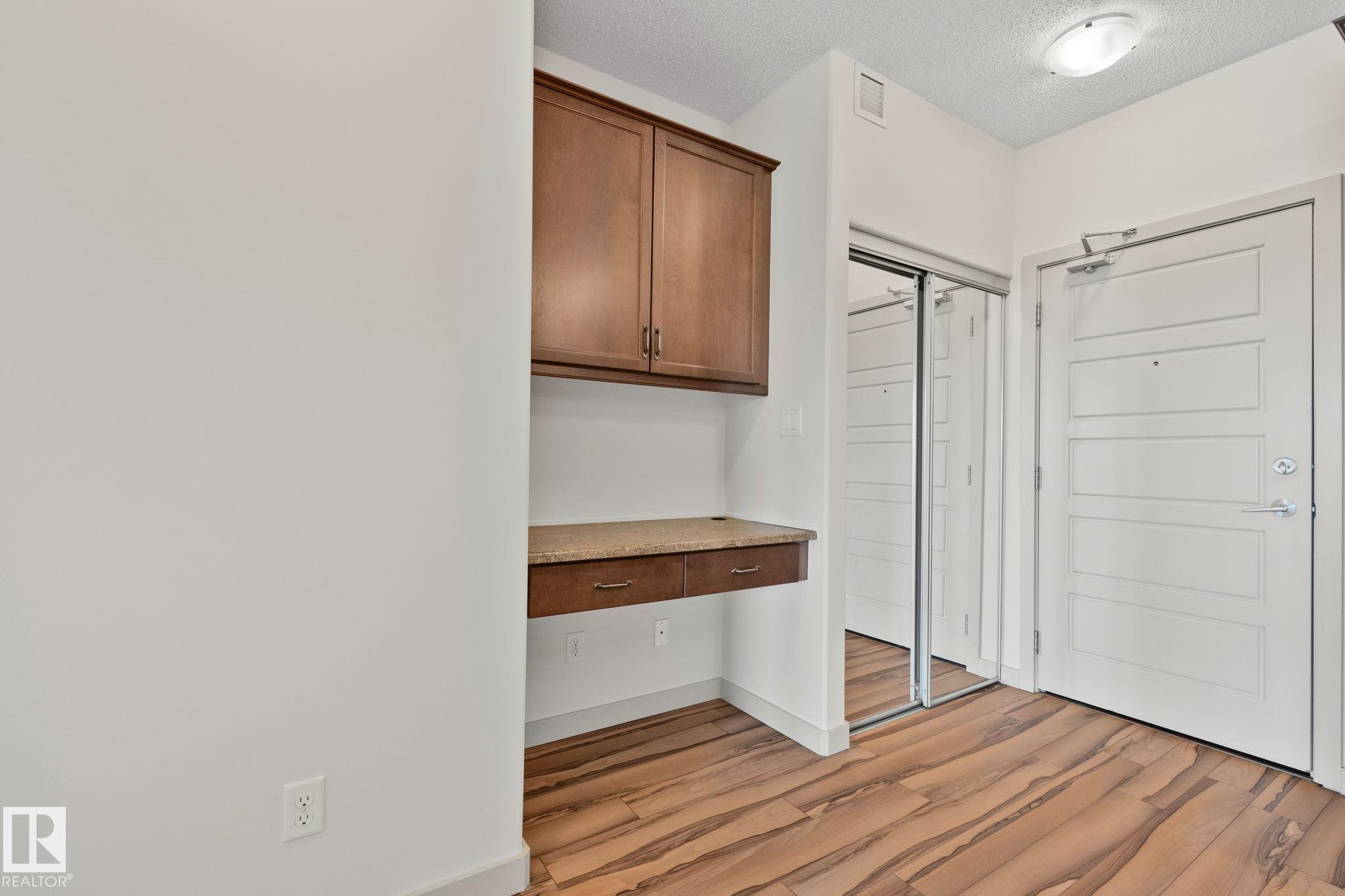 218 - 320 Ambleside Link SW, Ambleside, Edmonton