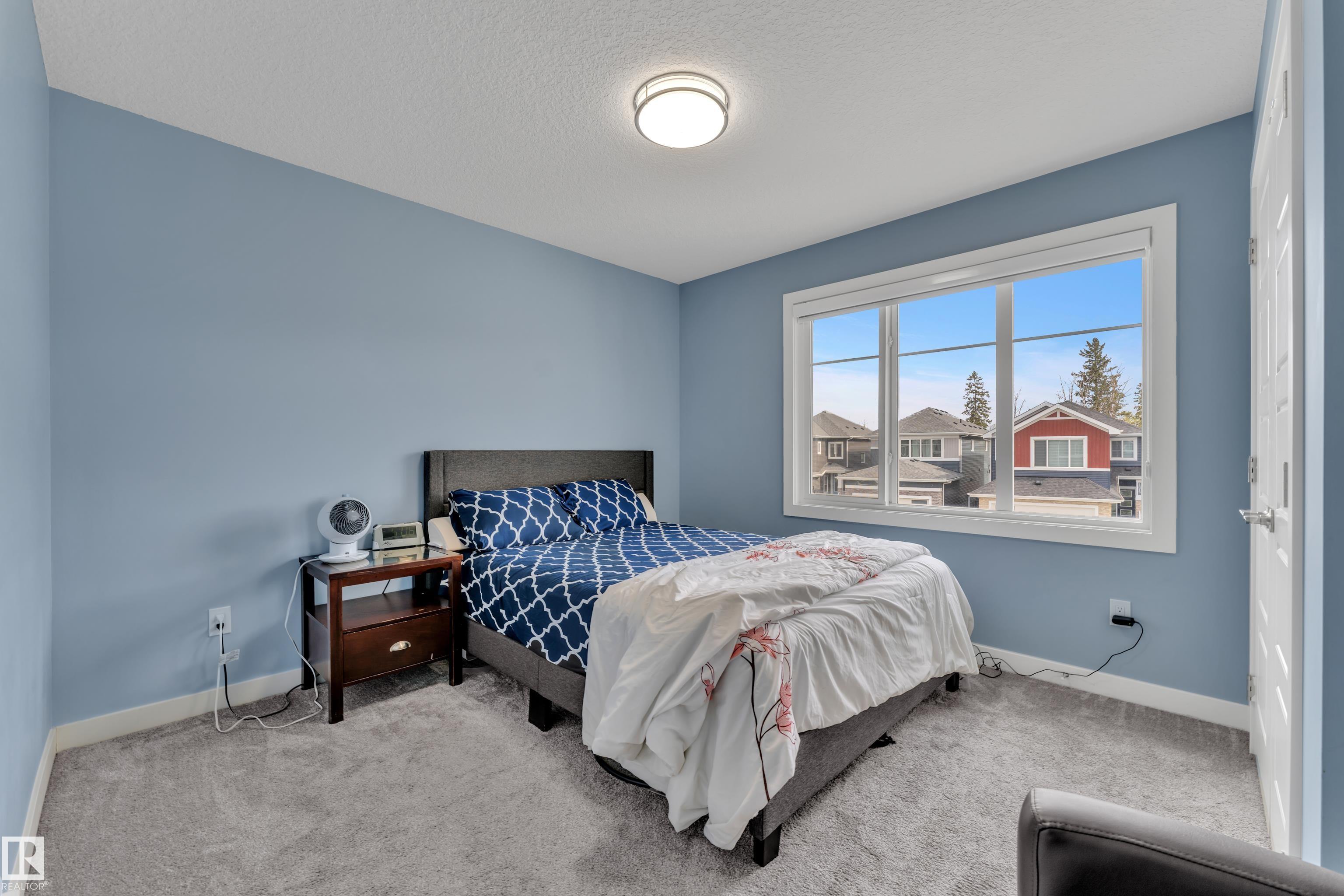 https://zimg.paragon.ice.com/ParagonImages/Property/PM/RAE/225402103/37/0/0/6d5d5463d3b4cba9ec9fd3b3500e3add/1/95770c36fb549233143a685bb1bad4a3/225402103-b7f25f51-31a9-4757-8915-e796941ca559.JPG
