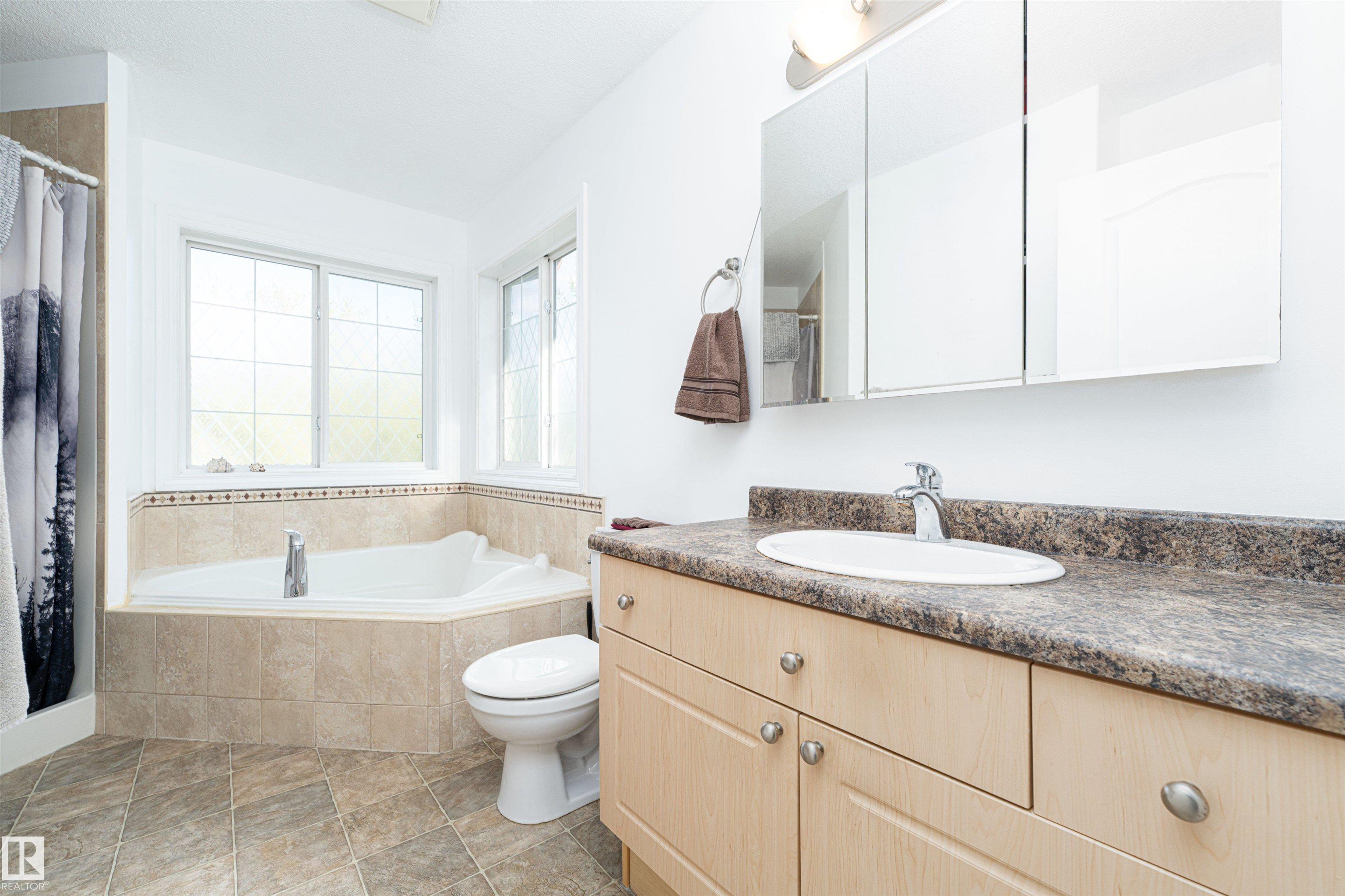 Photo 32 at 50 Galloway Wynd, South Fort, Fort Saskatchewan