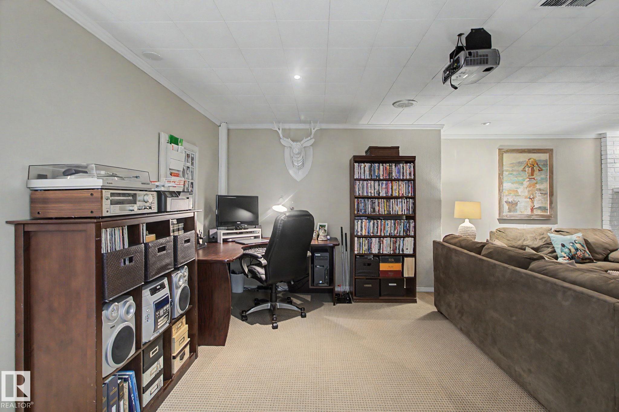 Photo 25 at 11918 43 Street NW, Beacon Heights, Edmonton