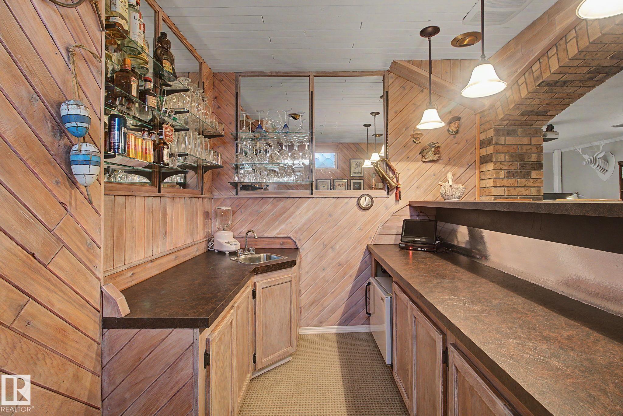Photo 32 at 11918 43 Street NW, Beacon Heights, Edmonton