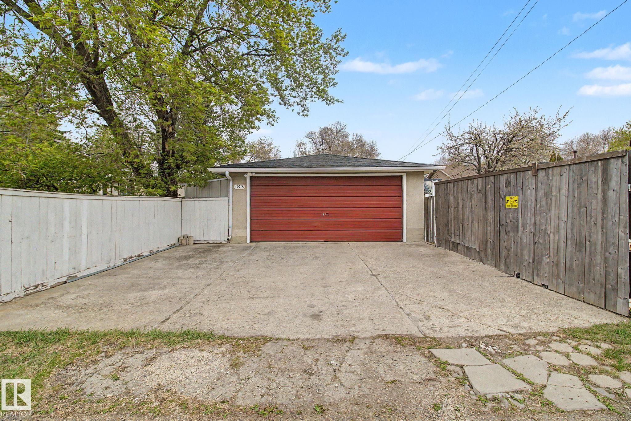 Photo 46 at 11918 43 Street NW, Beacon Heights, Edmonton