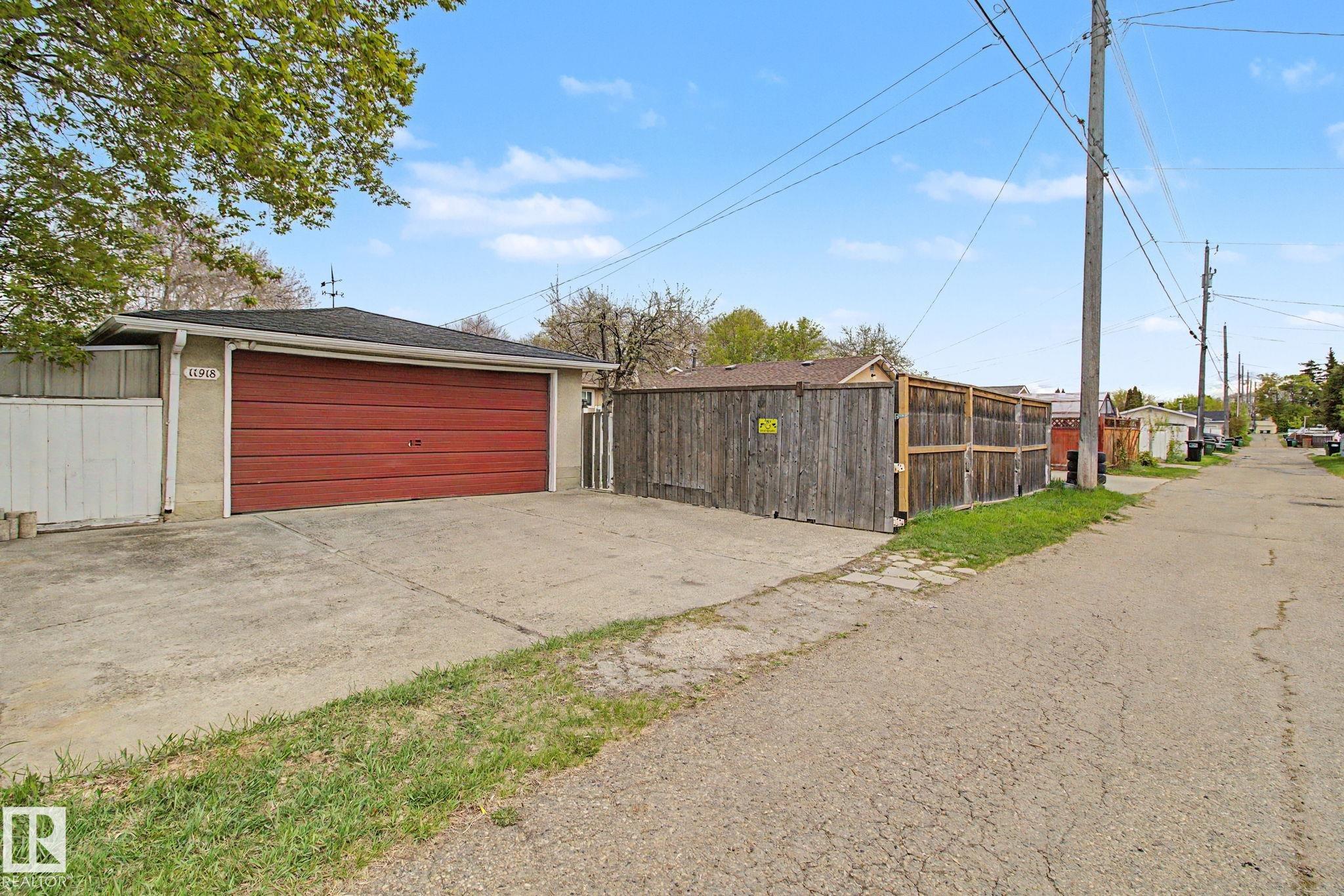 Photo 47 at 11918 43 Street NW, Beacon Heights, Edmonton