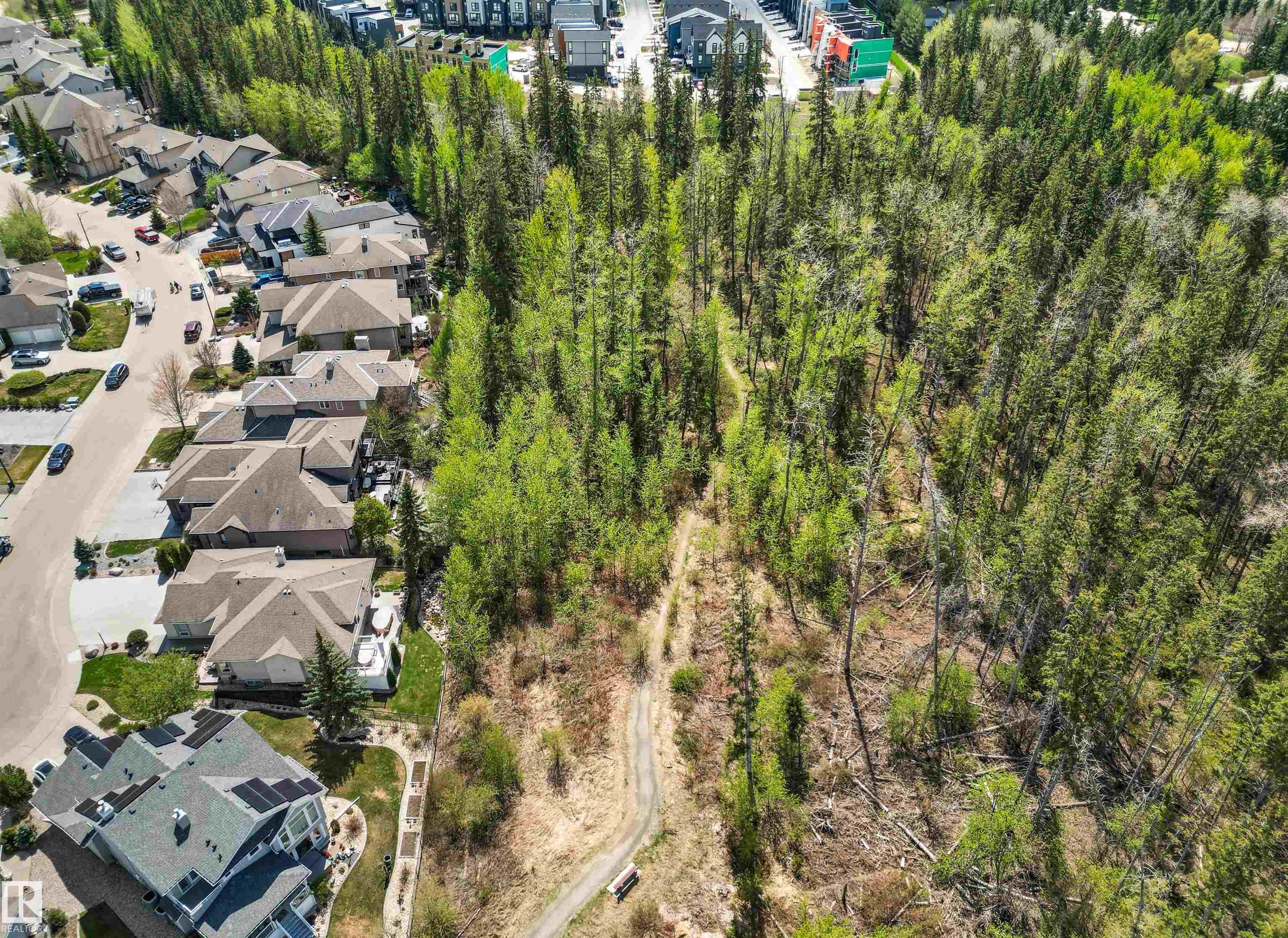 https://zimg.paragon.ice.com/ParagonImages/Property/PM/RAE/225402115/62/0/0/d0081e30910053b16169e856532d850c/1/b2412a2cbce22795cc66dc75327011f3/225402115-c5573db4-9ab0-4bc6-b2ac-f8965172b551.JPG