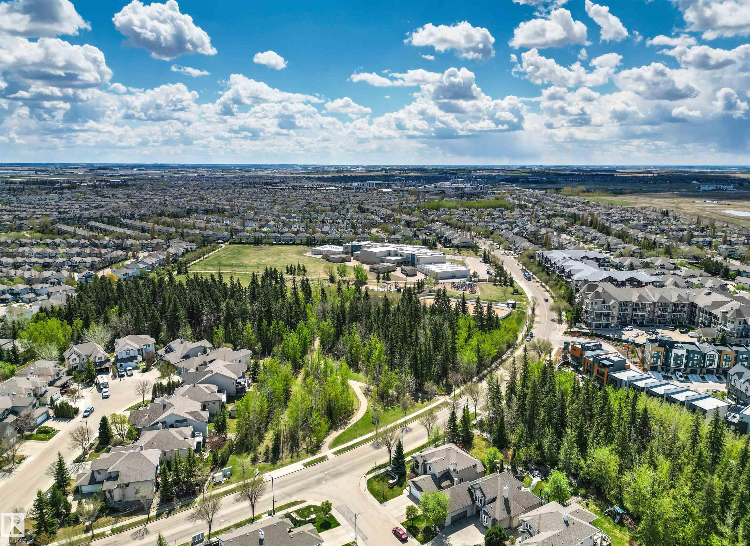 https://zimg.paragon.ice.com/ParagonImages/Property/PM/RAE/225402115/65/0/0/32b7ca9b30d1ff86397b0312331c389b/1/b2412a2cbce22795cc66dc75327011f3/225402115-9adbd7b3-fc78-4a1e-8738-da3e82ebf1db.JPG