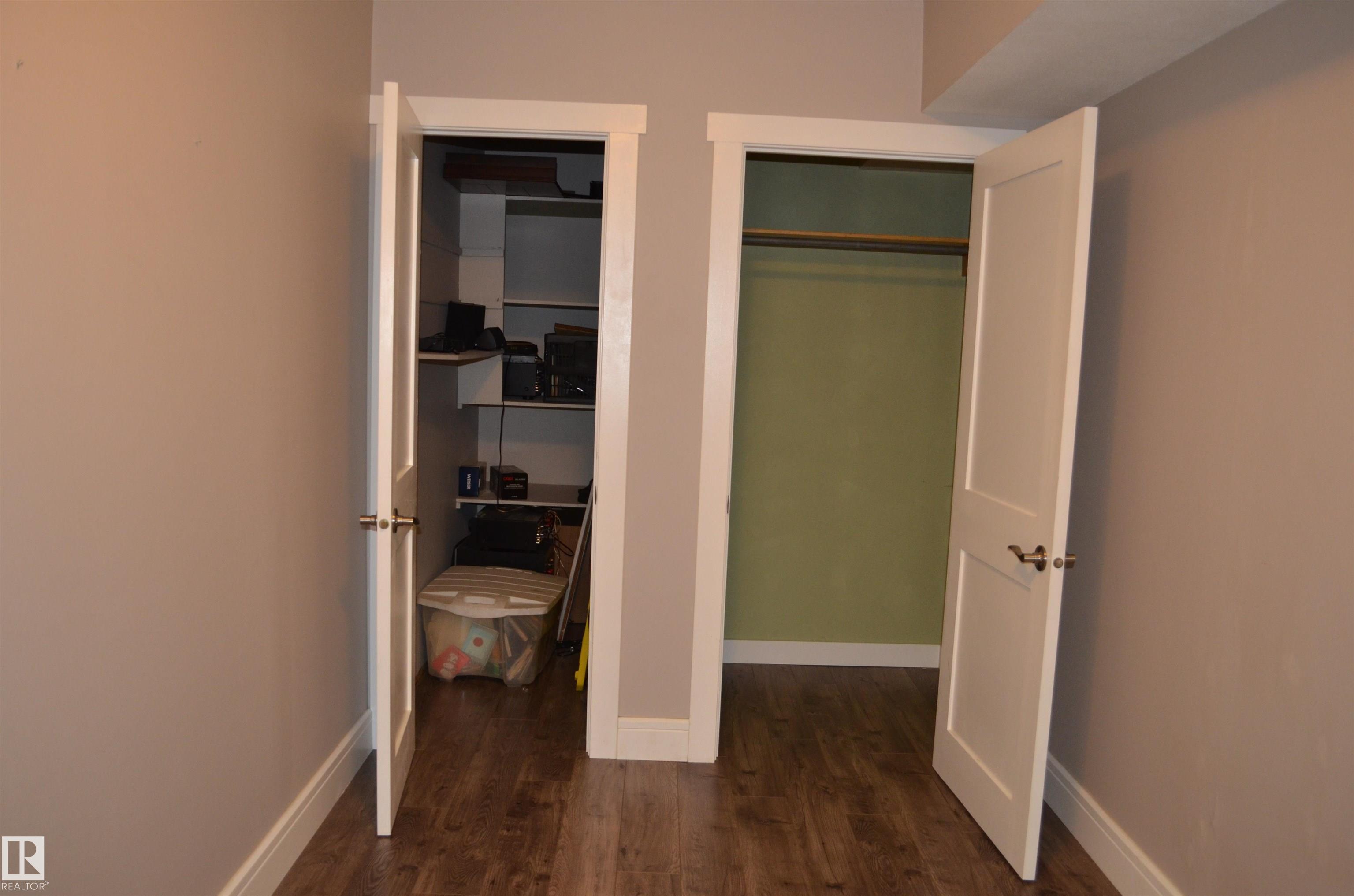 Photo 30 at 10527 81 Street NW, Forest Heights, Edmonton