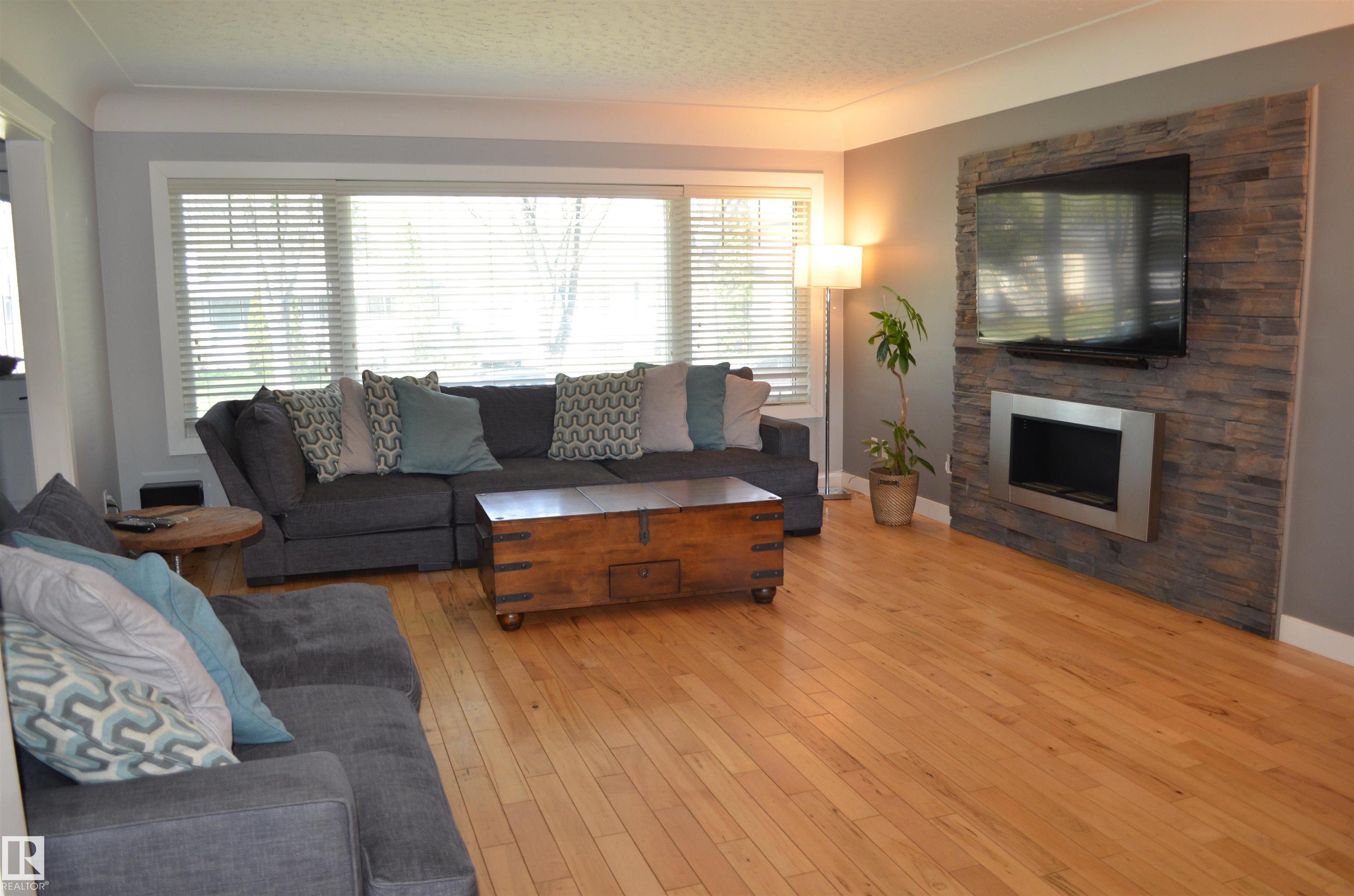 10527 81 Street NW, Forest Heights, Edmonton
