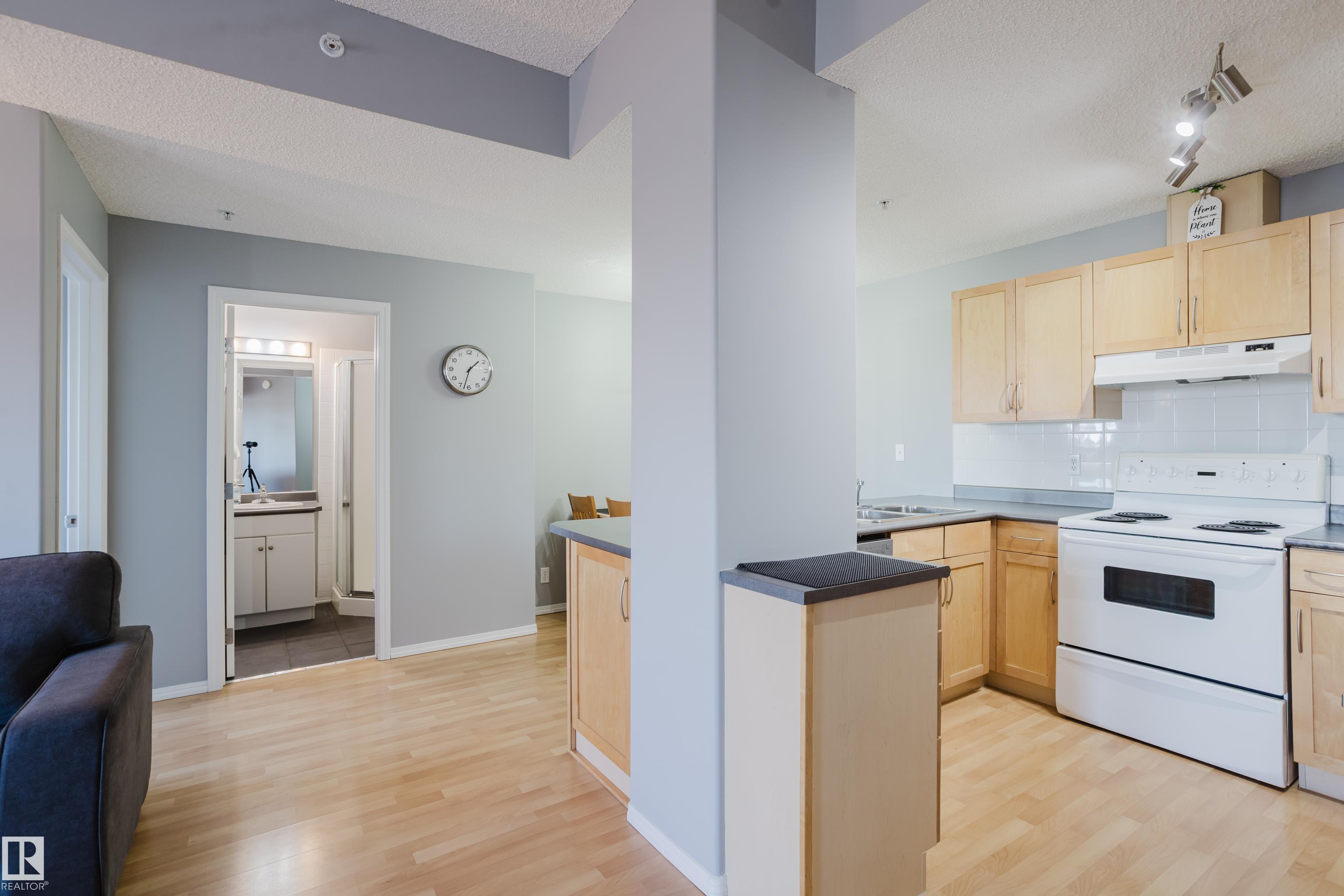 Photo 7 at 508 - 11103 84 Avenue NW, Garneau, Edmonton