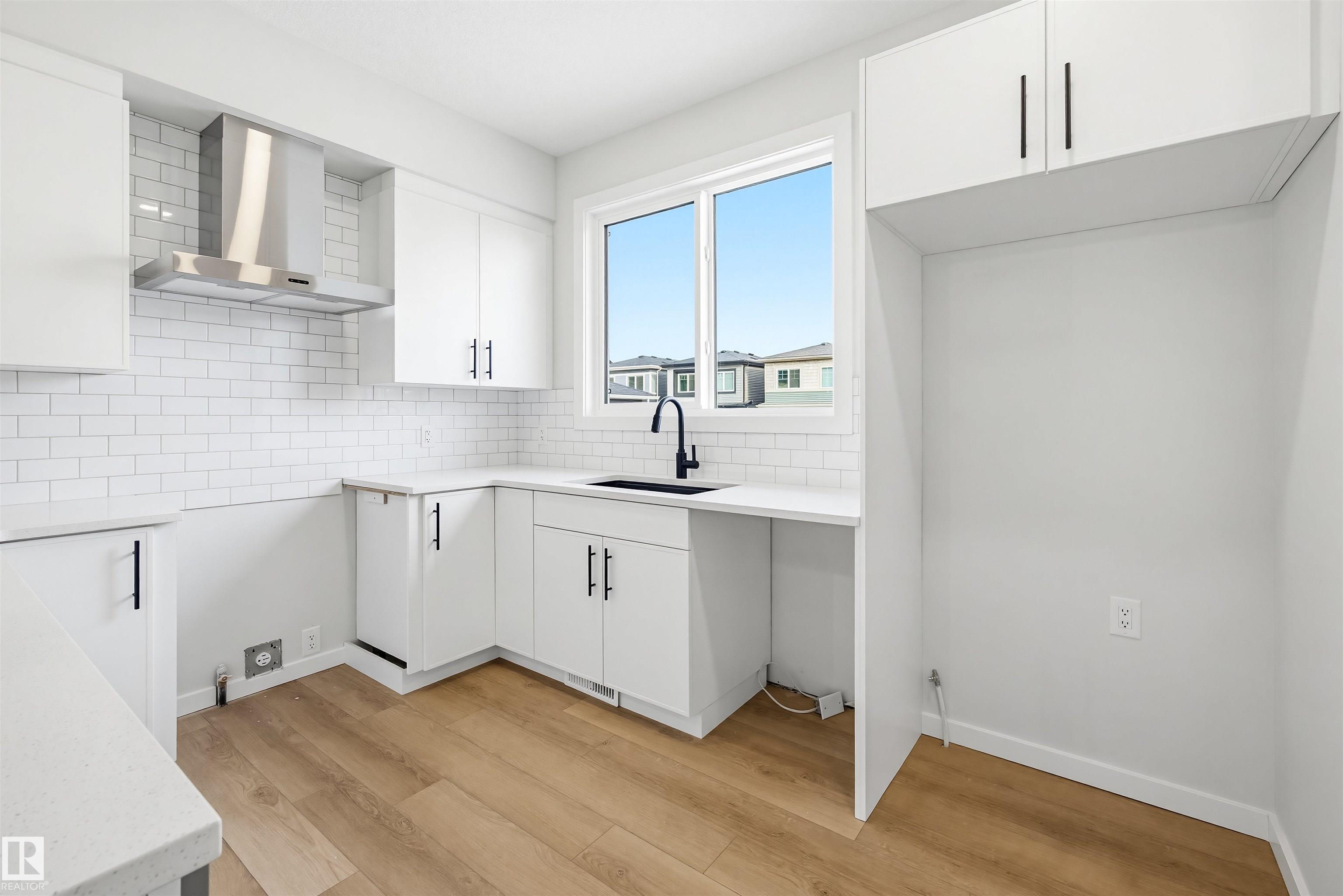 Photo 11 at 22429 83a Avenue NW, Rosenthal, Edmonton