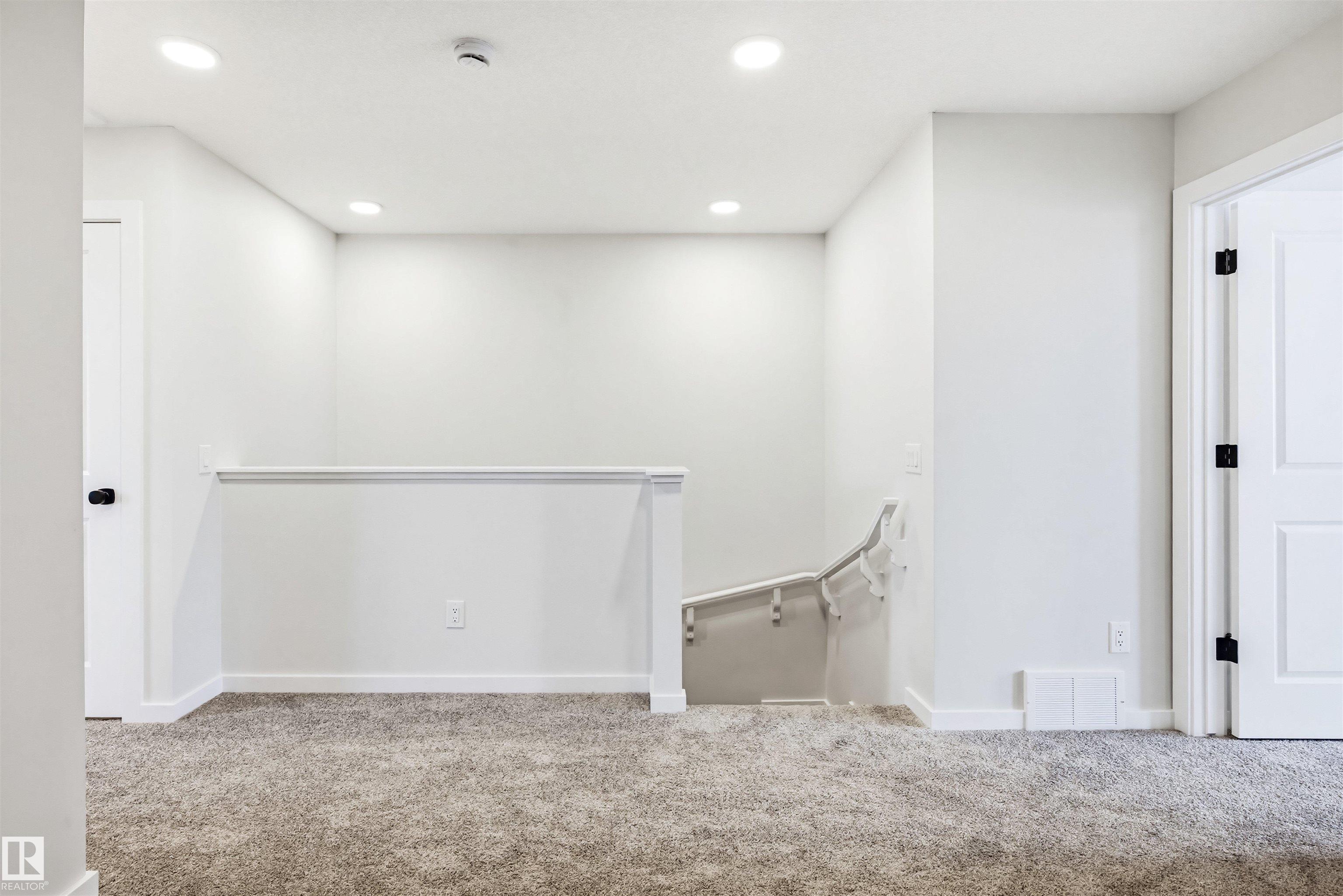 Photo 18 at 22429 83a Avenue NW, Rosenthal, Edmonton