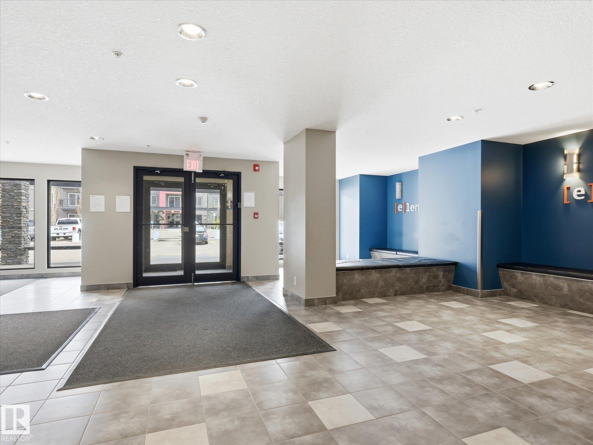 302 - 5521 7 Avenue SW, Charlesworth, Edmonton