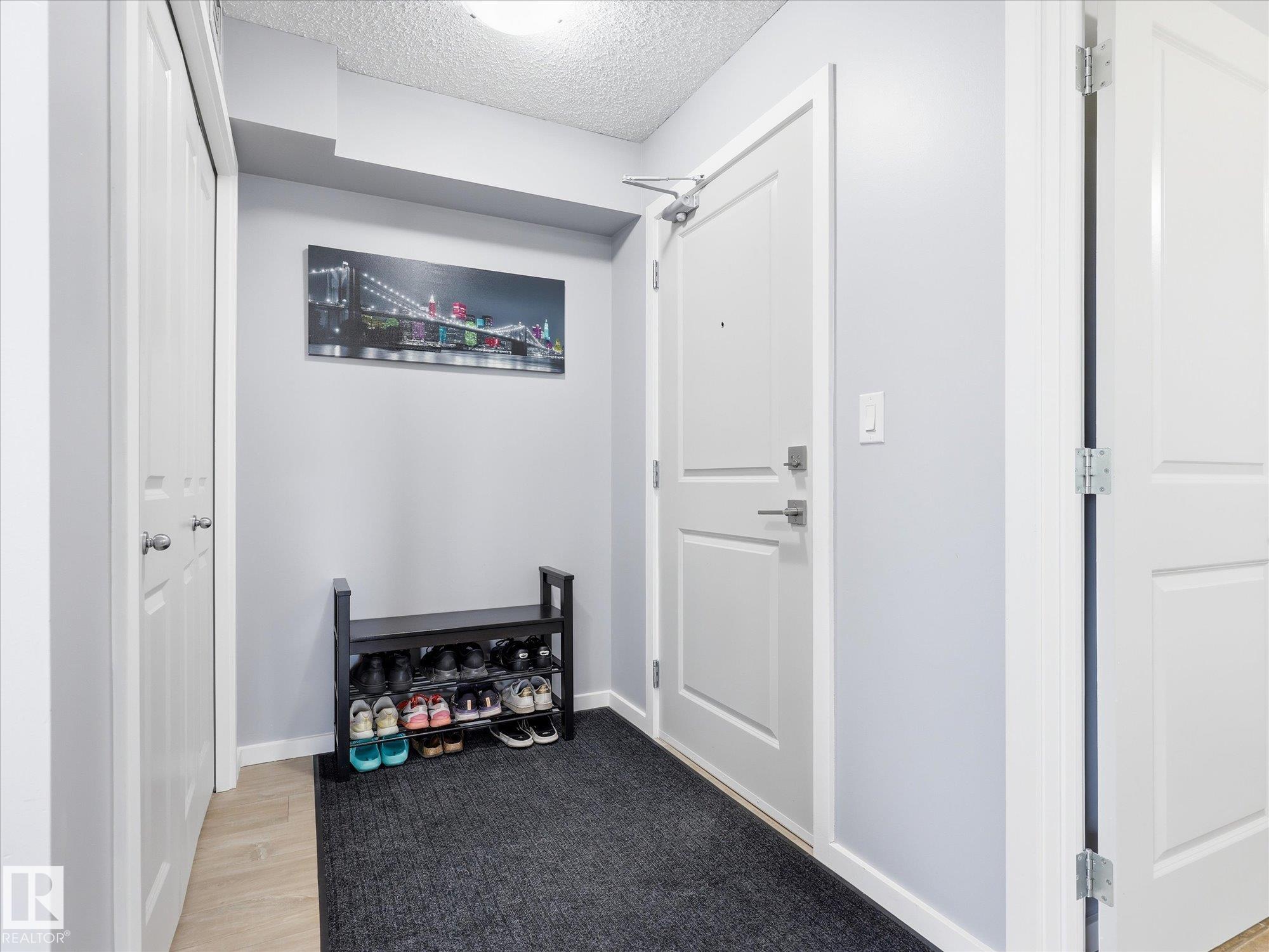 Photo 6 at 302 - 5521 7 Avenue SW, Charlesworth, Edmonton