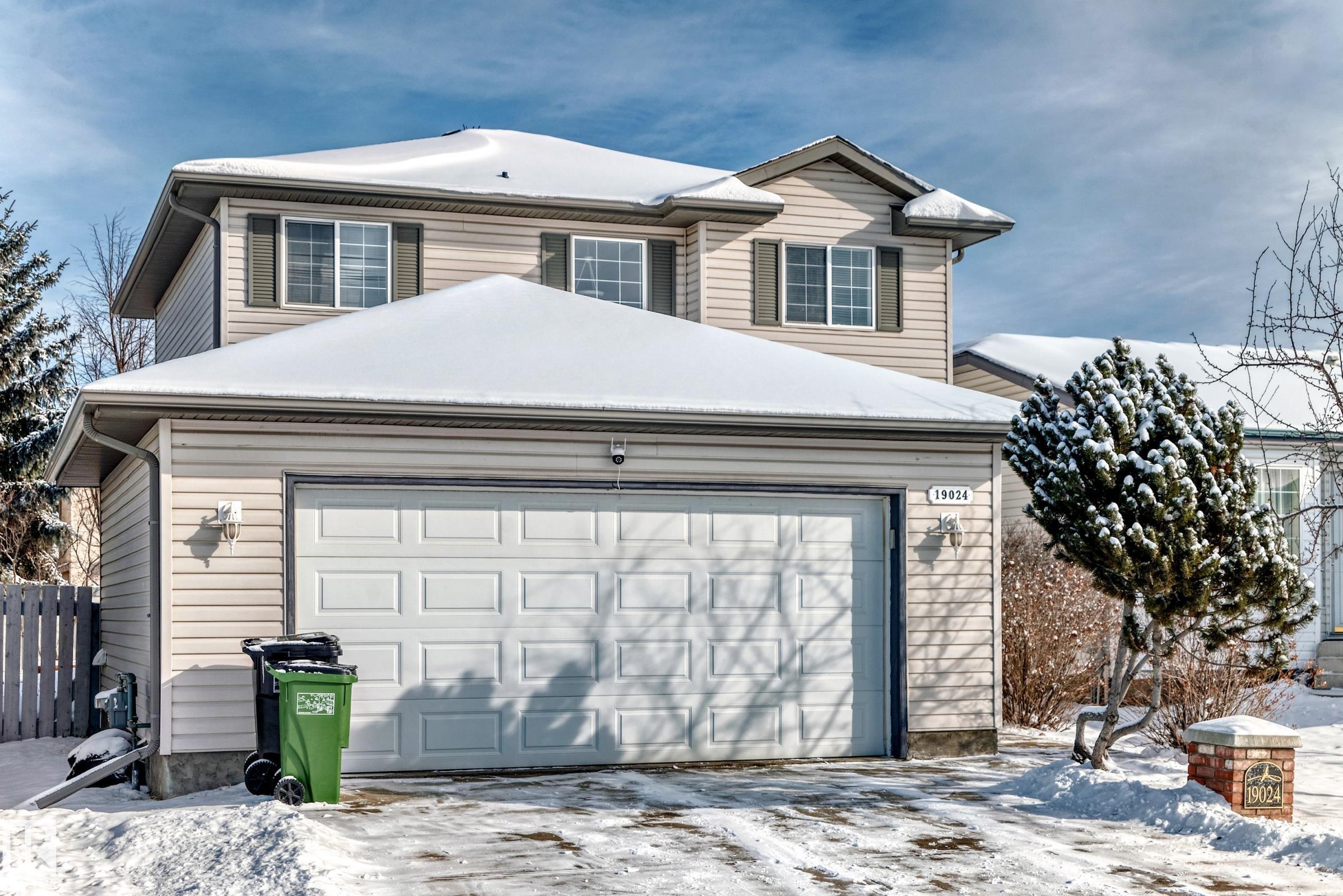 19024 50 Avenue NW, Jamieson Place, Edmonton