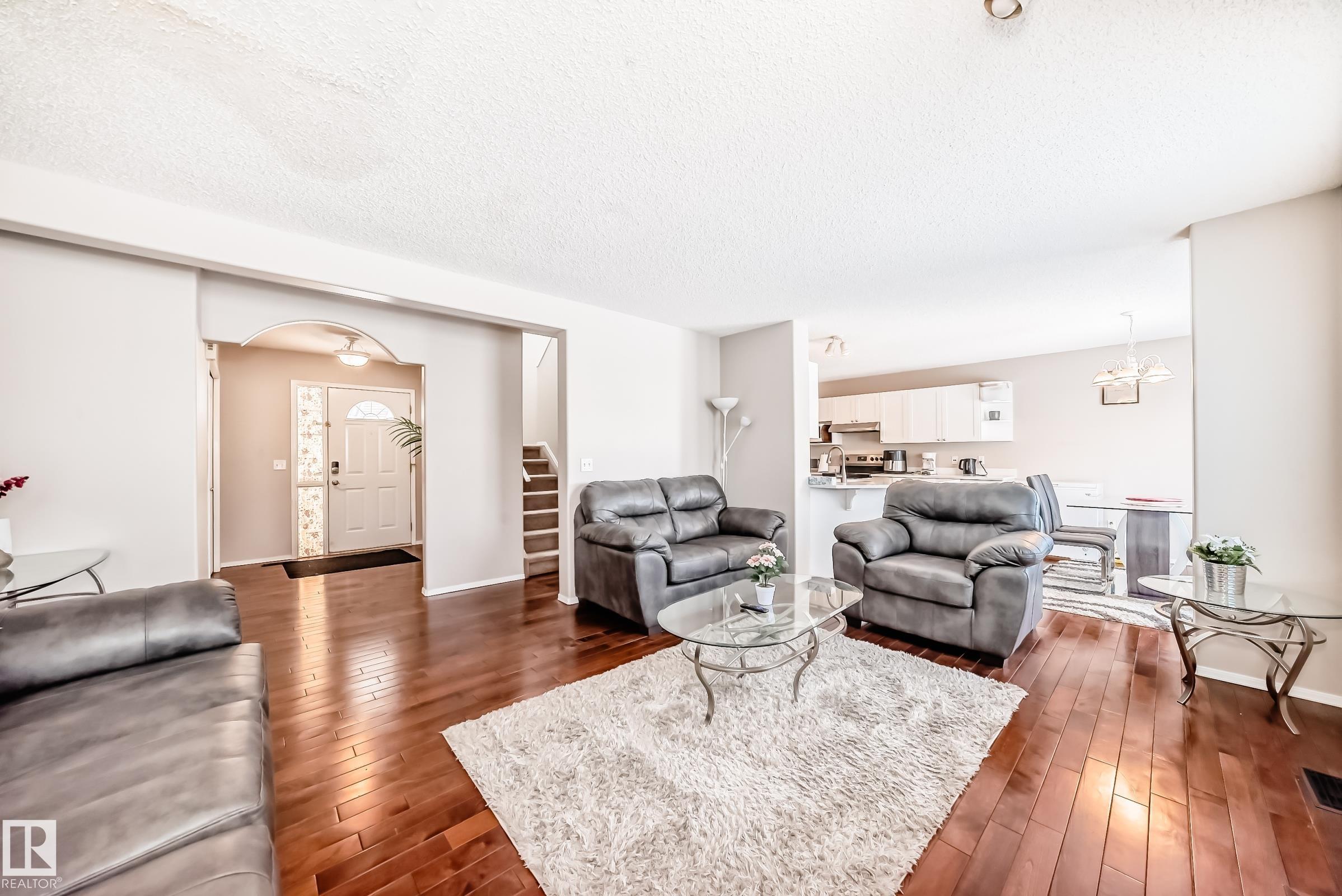 Photo 11 at 19024 50 Avenue NW, Jamieson Place, Edmonton
