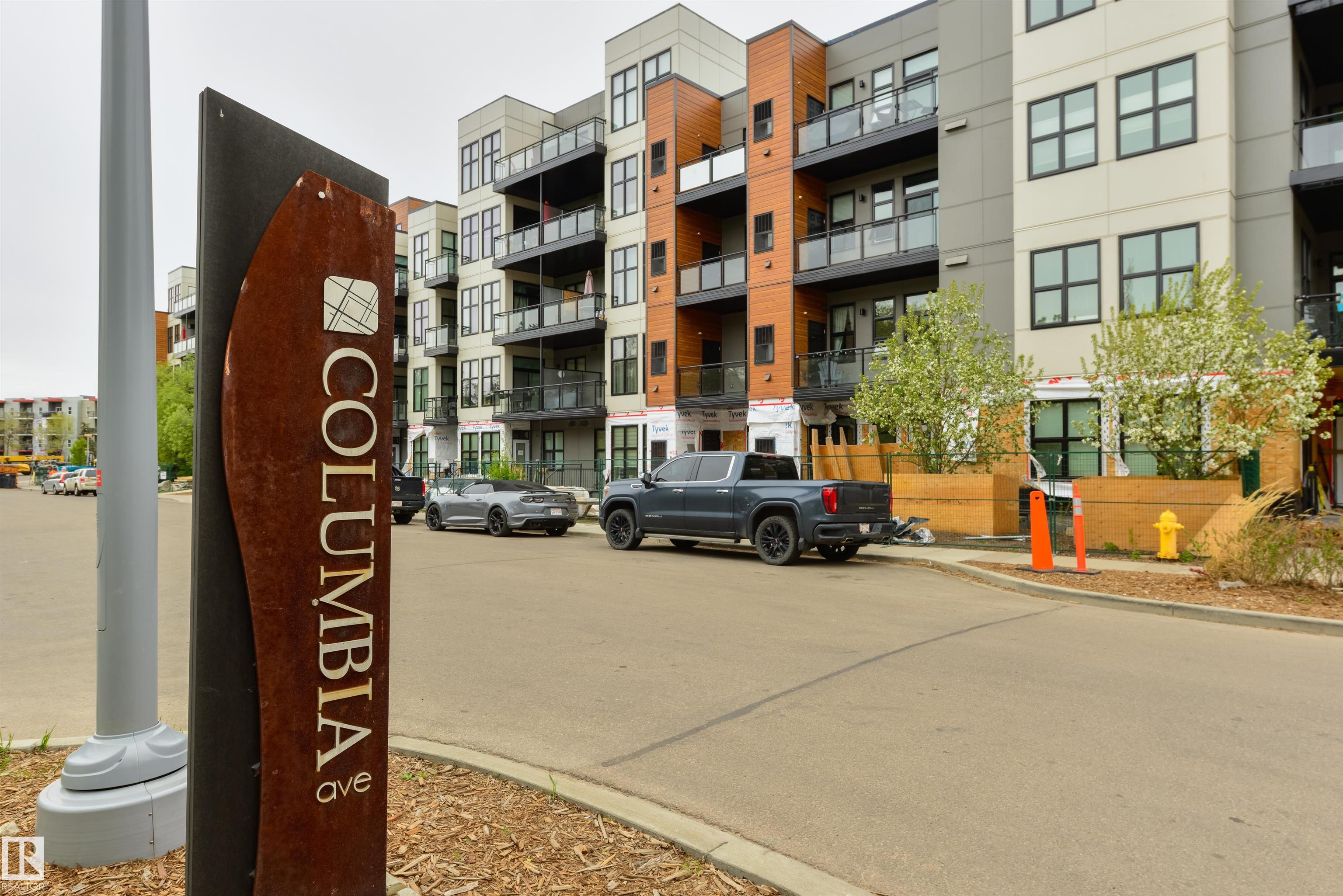 https://zimg.paragon.ice.com/ParagonImages/Property/PM/RAE/225402138/32/0/0/836d527e570ff209dd26a8cd6d531f17/1/29a0ae602e58c739200659390819cf8f/225402138-abf568f2-fd2e-443d-b79f-6fb8c754594e.JPG