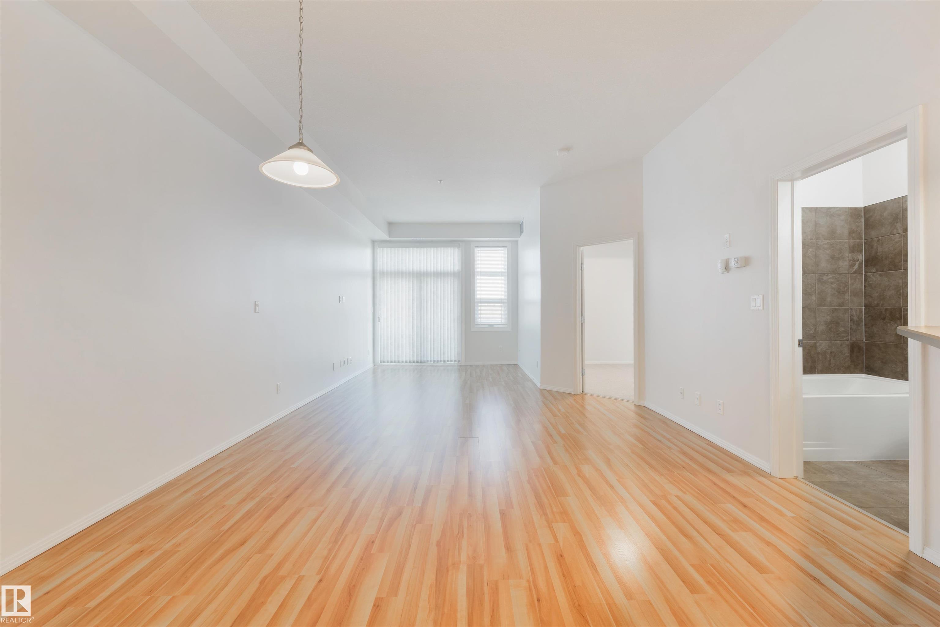 https://zimg.paragon.ice.com/ParagonImages/Property/PM/RAE/225402138/8/0/0/18022c17d0d0fb2cd31a8bb2ab6a9e08/1/29a0ae602e58c739200659390819cf8f/225402138-4a3e6c5d-6155-4597-91c7-d2b30af8d7b9.JPG